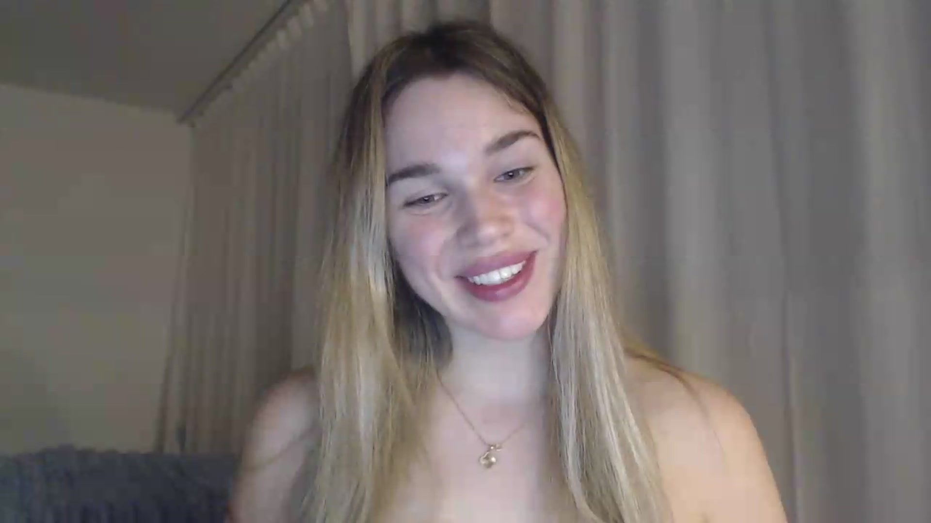 Gallery image thumbnail from Ooh_Cassie's myfreecams stream on, 05/25/2026, 24:44 image 12 of 20