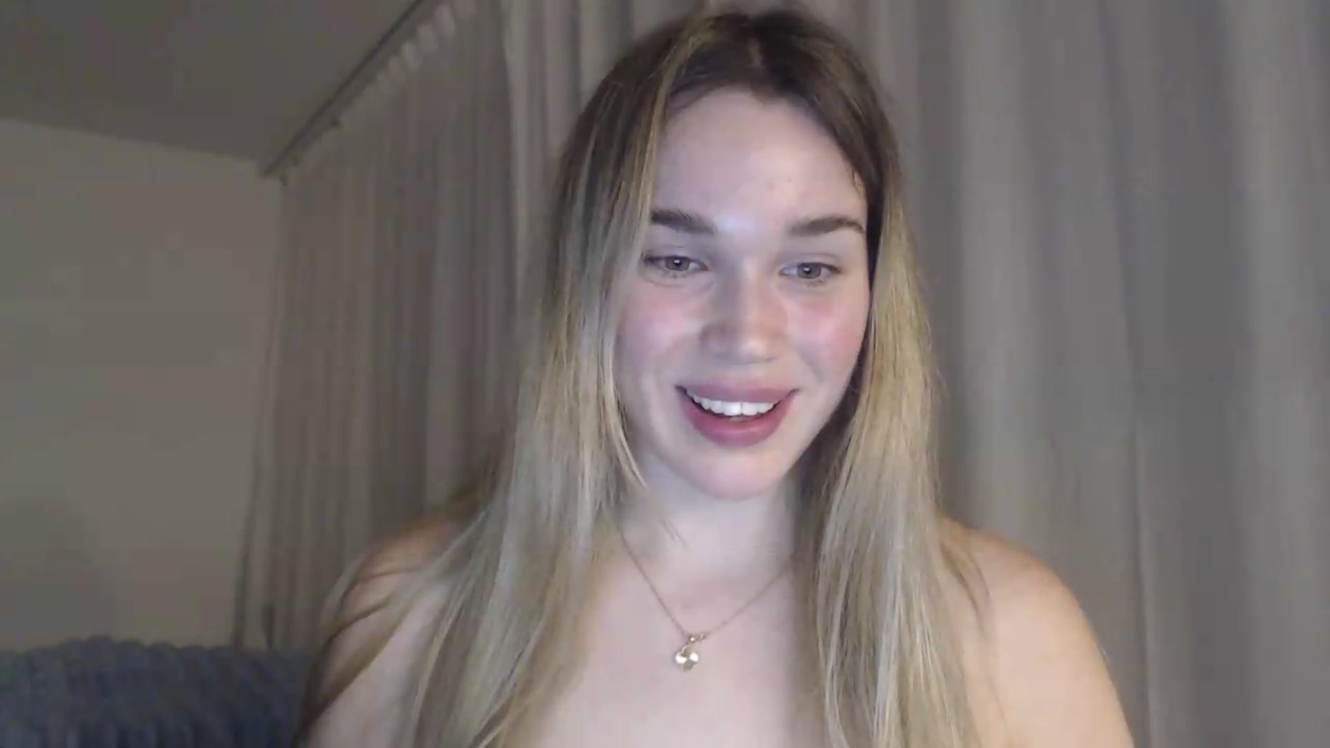 Gallery image thumbnail from Ooh_Cassie's myfreecams stream on, 05/25/2026, 24:44 image 4 of 20