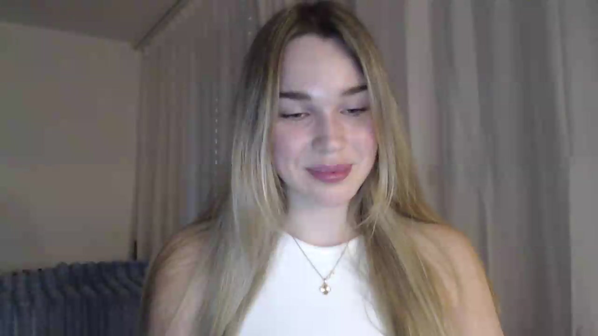 Gallery image thumbnail from Ooh_Cassie's myfreecams stream on, 05/28/2026, 19:10 image 12 of 20