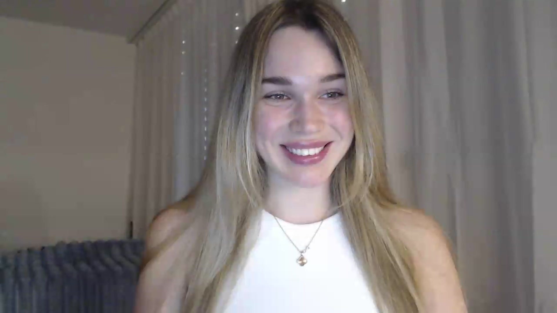 Gallery image thumbnail from Ooh_Cassie's myfreecams stream on, 05/28/2026, 19:10 image 6 of 20