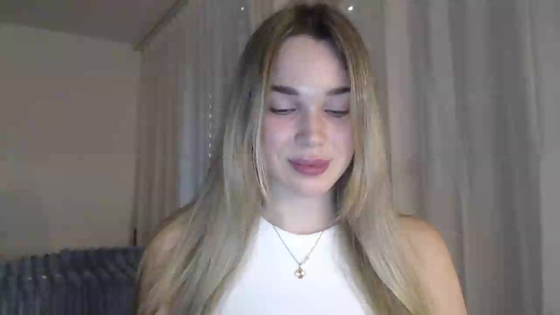 Gallery image thumbnail from Ooh_Cassie's myfreecams stream on, 05/28/2026, 19:10 image 1 of 20