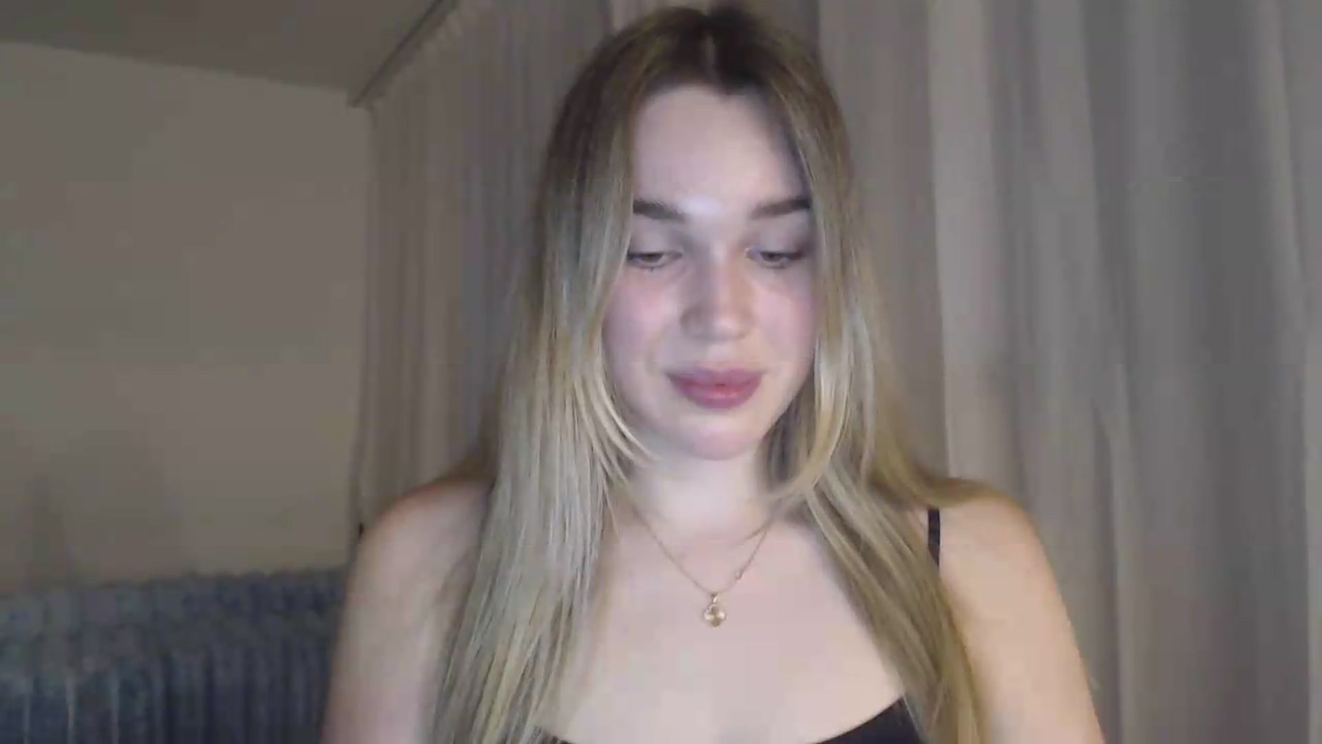 Gallery image thumbnail from Ooh_Cassie's myfreecams stream on, 05/29/2026, 19:23 image 9 of 20