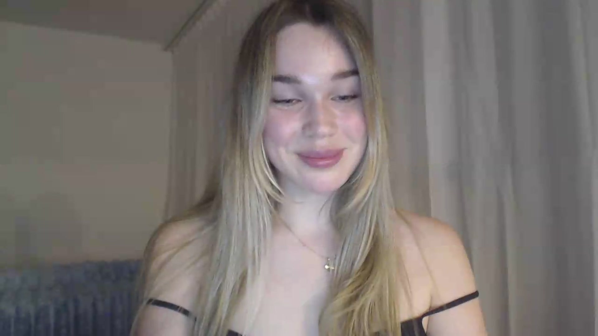 Gallery image thumbnail from Ooh_Cassie's myfreecams stream on, 05/29/2026, 19:23 image 18 of 20