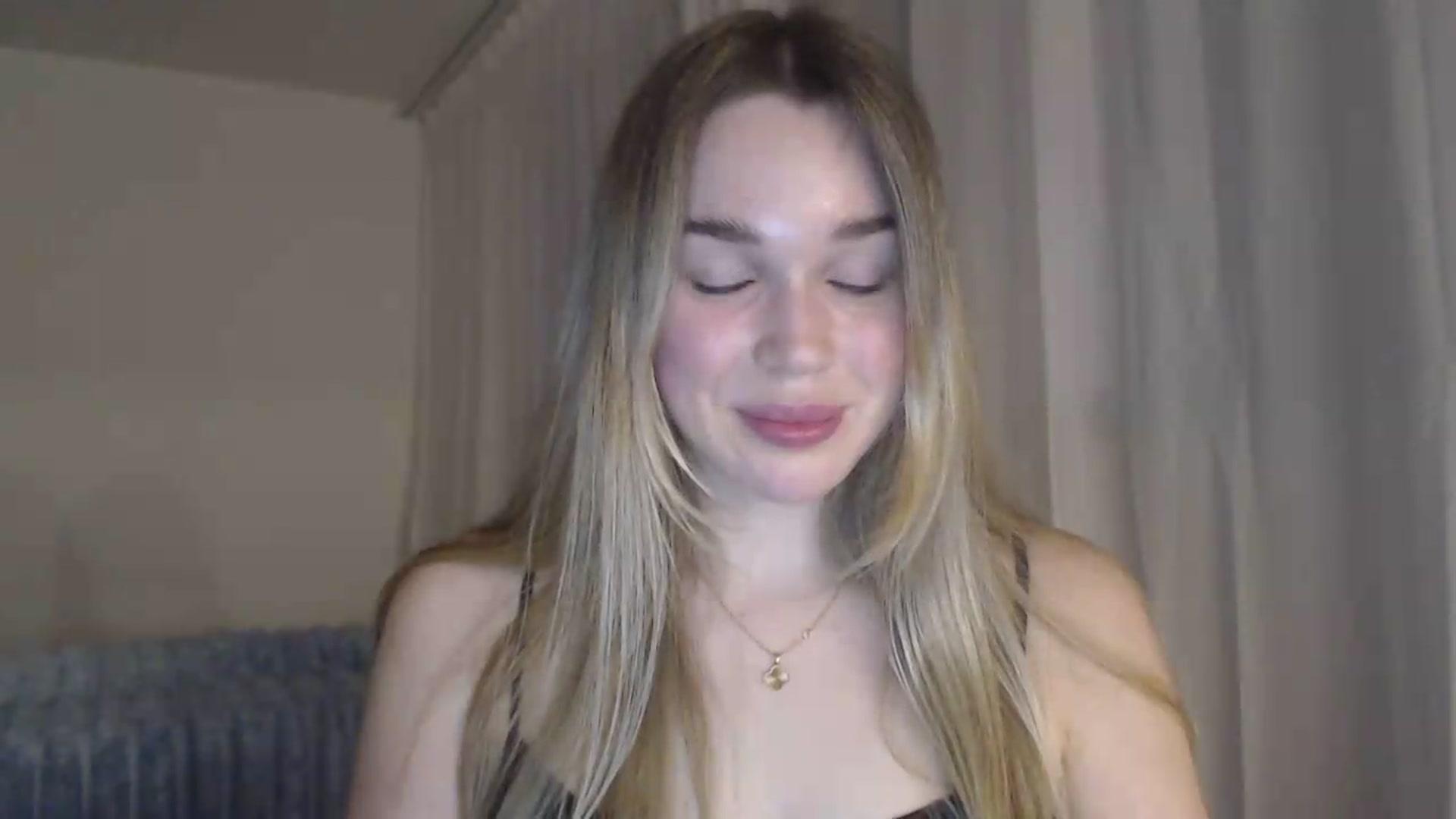 Gallery image thumbnail from Ooh_Cassie's myfreecams stream on, 05/29/2026, 19:23 image 12 of 20