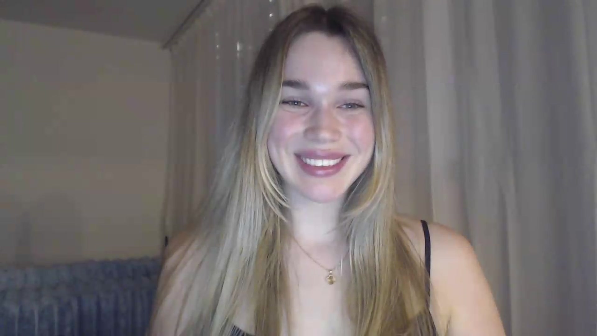 Gallery image thumbnail from Ooh_Cassie's myfreecams stream on, 05/29/2026, 19:23 image 3 of 20