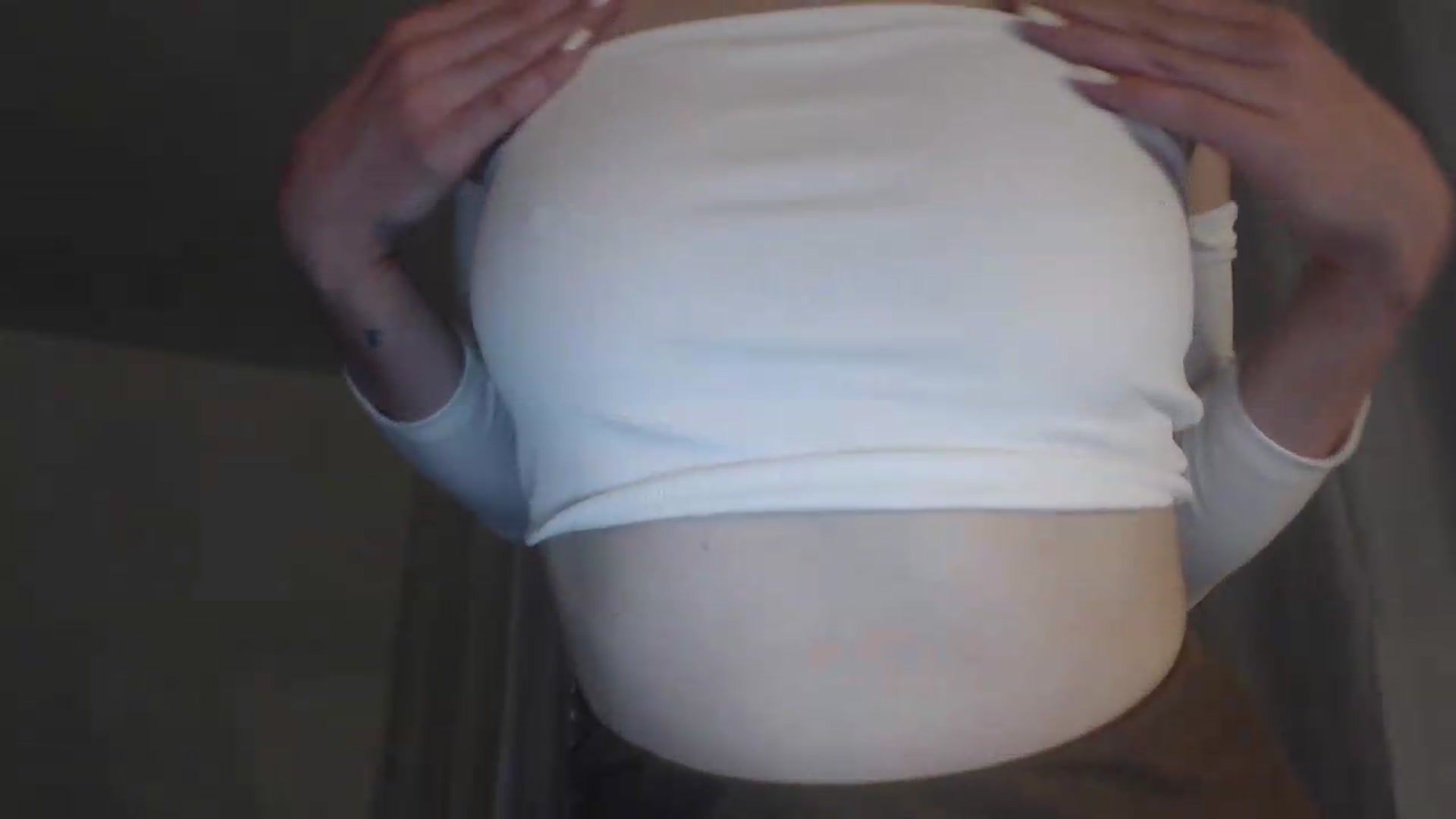Gallery image thumbnail from Ooh_Cassie's myfreecams stream on, 05/30/2026, 19:55 image 5 of 20
