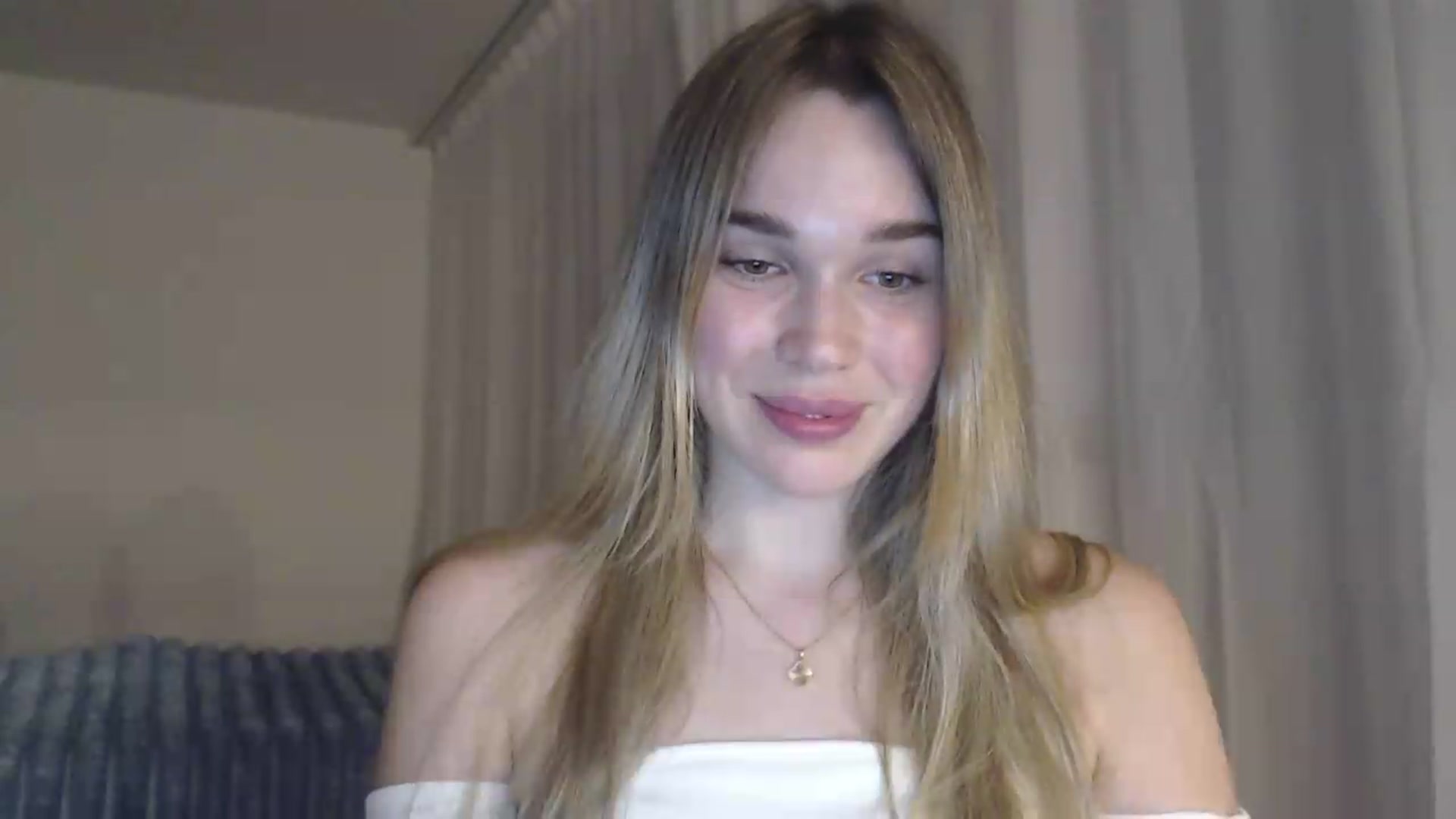 Gallery image thumbnail from Ooh_Cassie's myfreecams stream on, 05/30/2026, 19:55 image 17 of 20