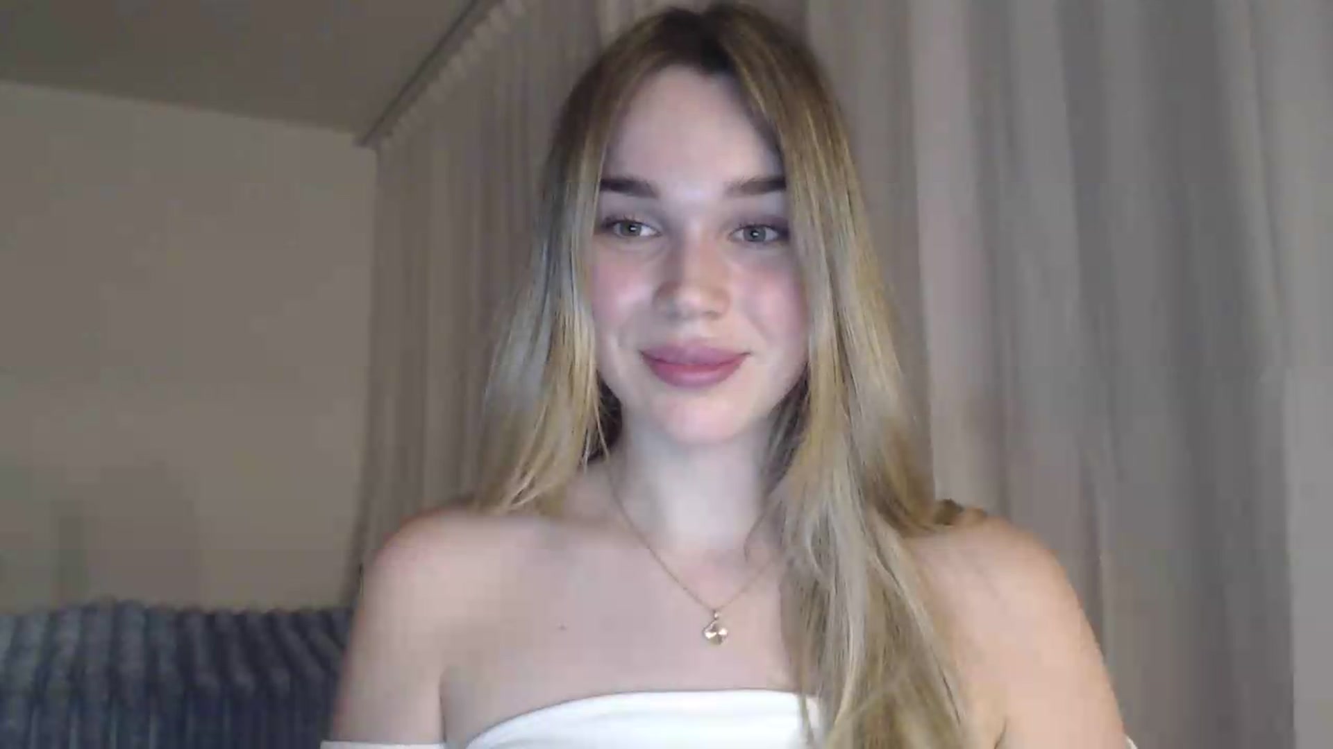 Gallery image thumbnail from Ooh_Cassie's myfreecams stream on, 05/30/2026, 19:55 image 16 of 20