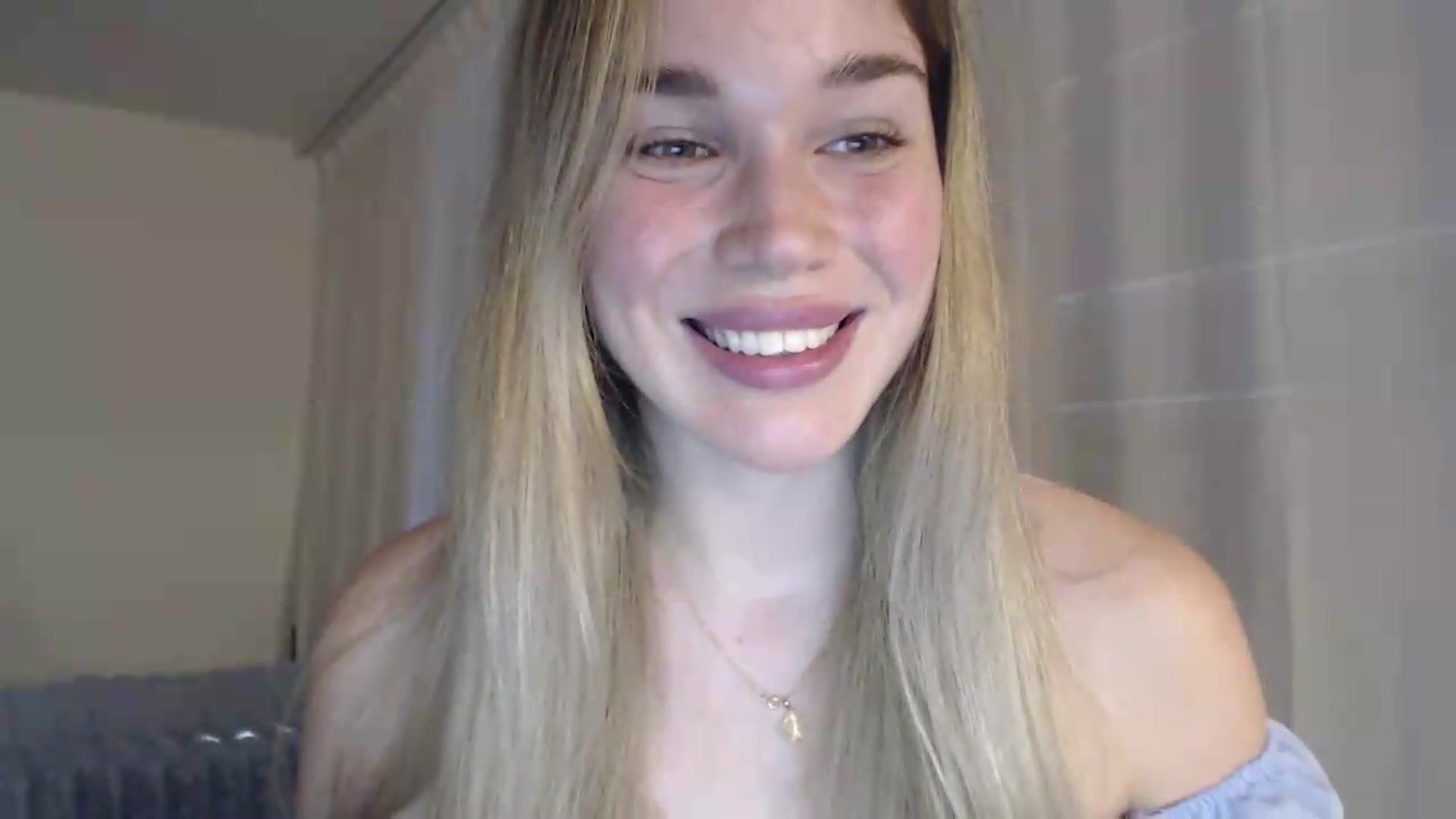 Gallery image thumbnail from Ooh_Cassie's myfreecams stream on, 06/07/2026, 18:35 image 8 of 20
