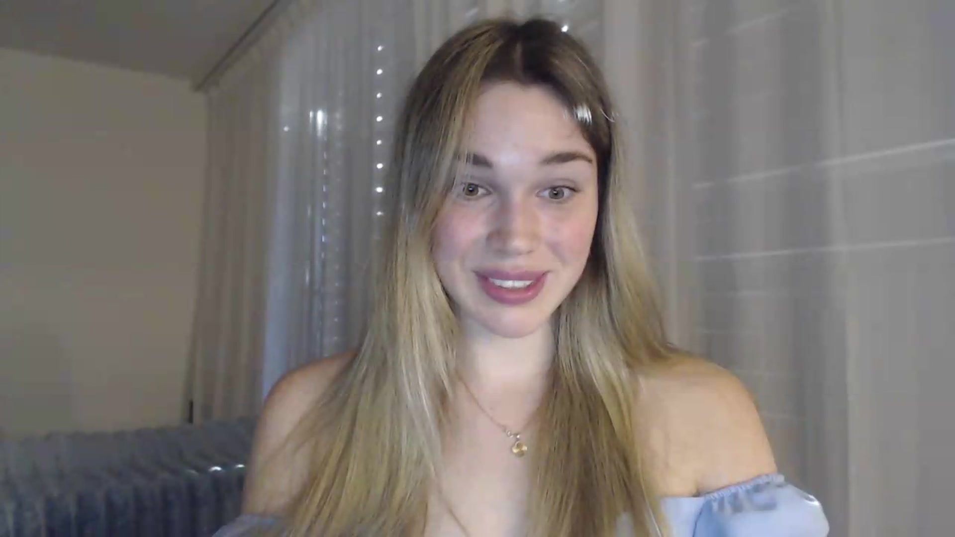 Gallery image thumbnail from Ooh_Cassie's myfreecams stream on, 06/07/2026, 18:35 image 3 of 20