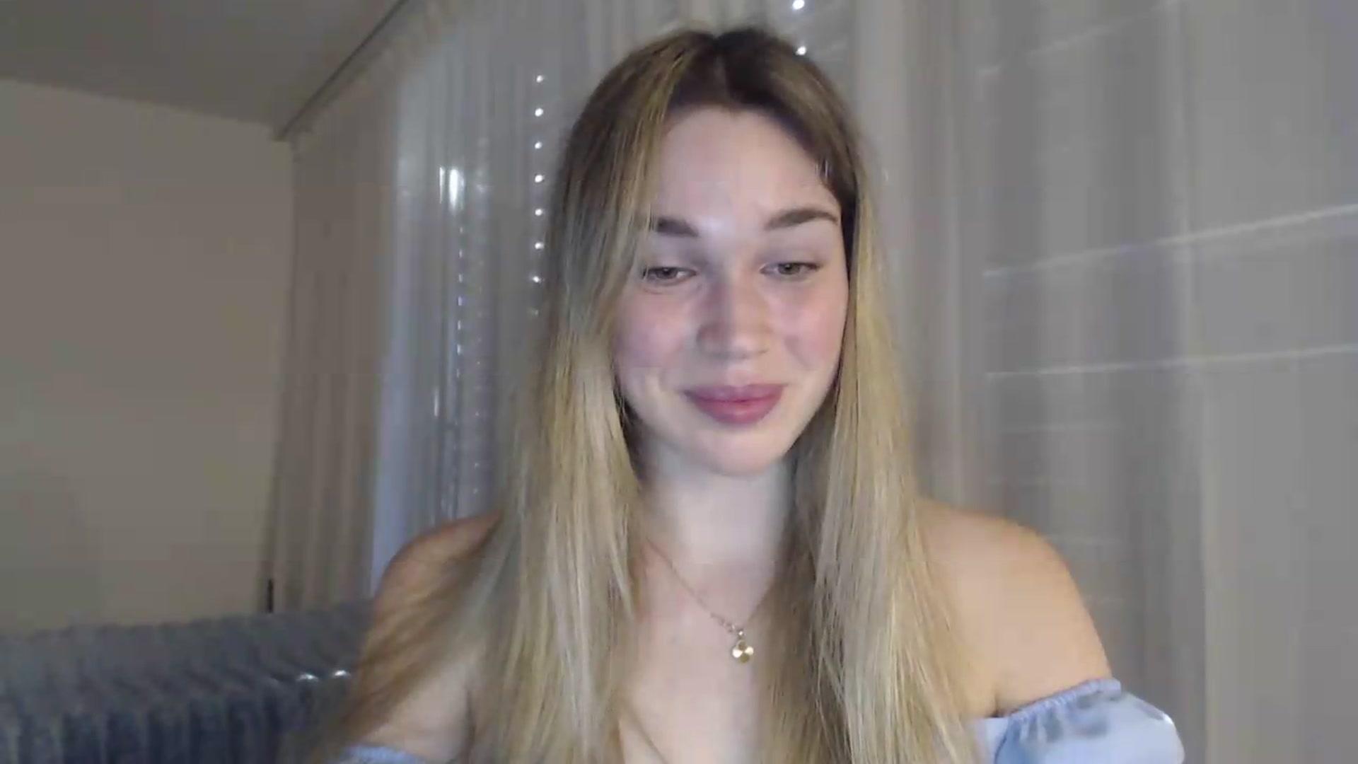 Gallery image thumbnail from Ooh_Cassie's myfreecams stream on, 06/07/2026, 18:35 image 2 of 20