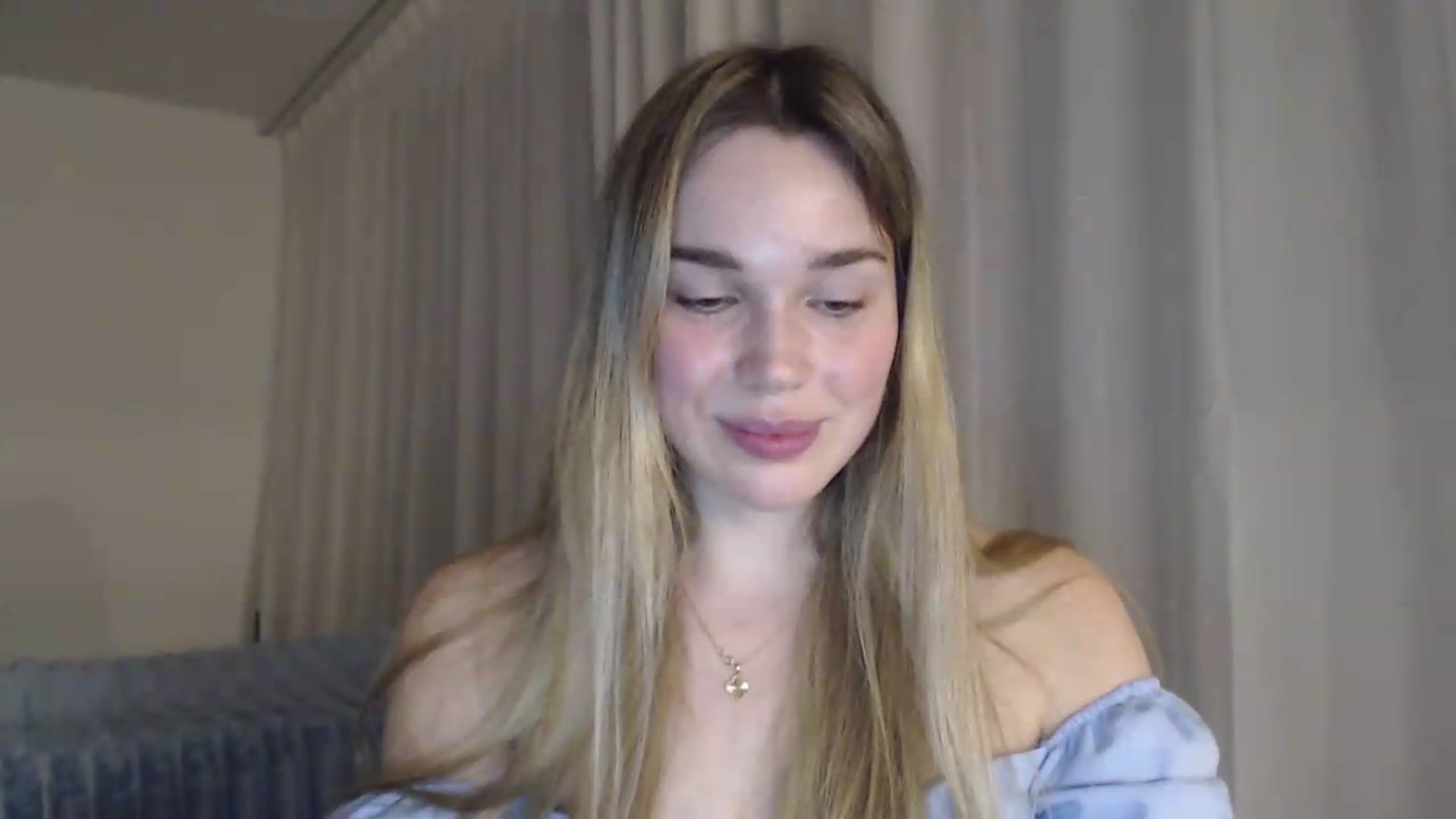 Gallery image thumbnail from Ooh_Cassie's myfreecams stream on, 06/07/2026, 19:52 image 15 of 20