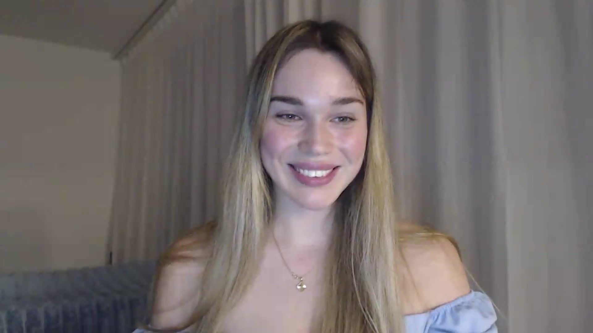 Gallery image thumbnail from Ooh_Cassie's myfreecams stream on, 06/07/2026, 19:52 image 9 of 20