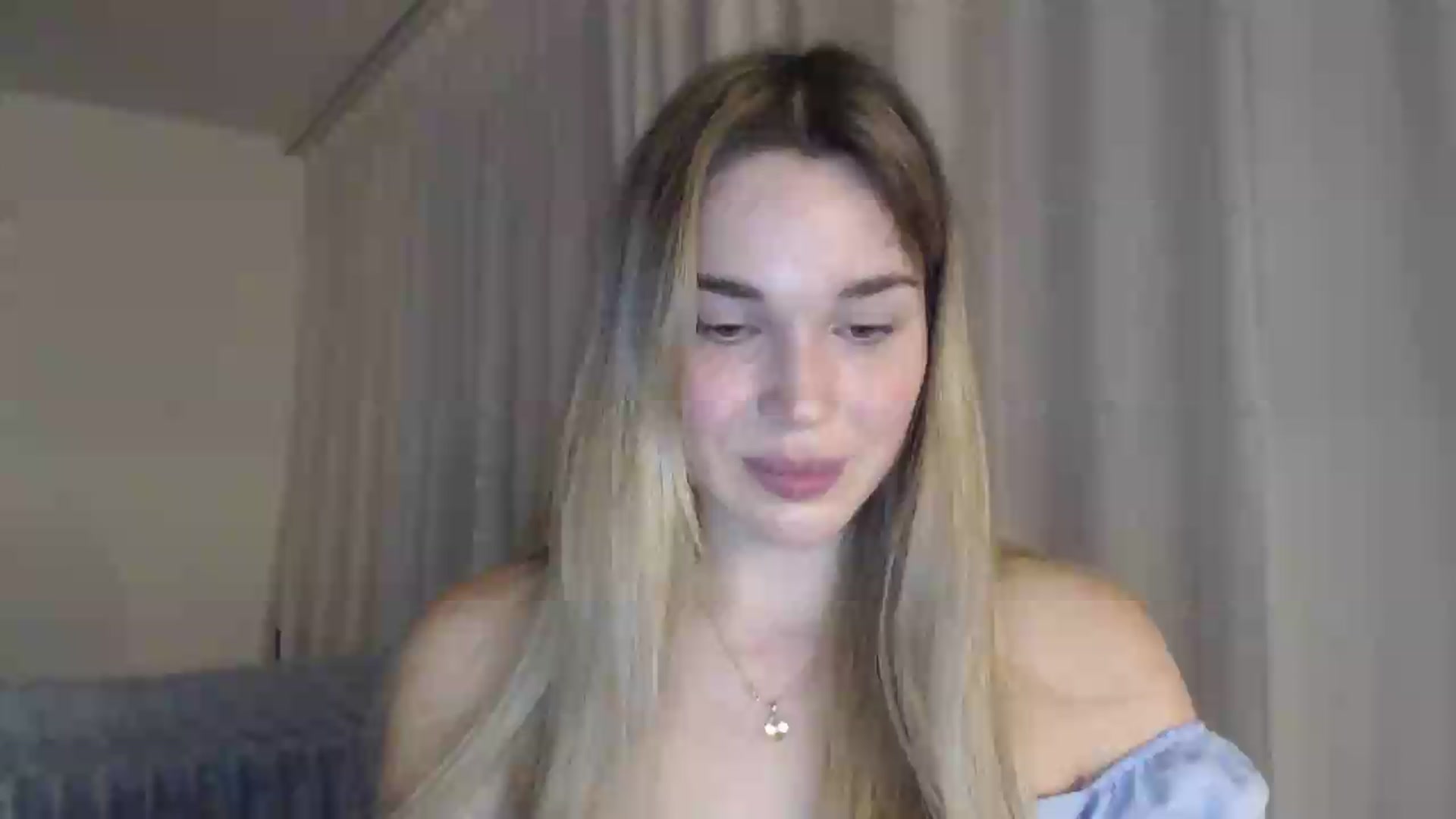 Gallery image thumbnail from Ooh_Cassie's myfreecams stream on, 06/07/2026, 19:52 image 1 of 20