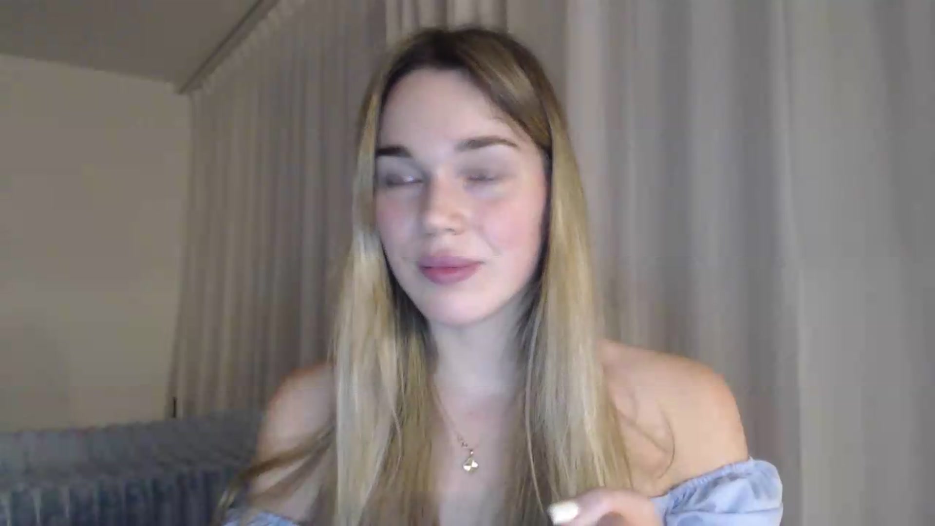 Gallery image thumbnail from Ooh_Cassie's myfreecams stream on, 06/07/2026, 19:52 image 10 of 20