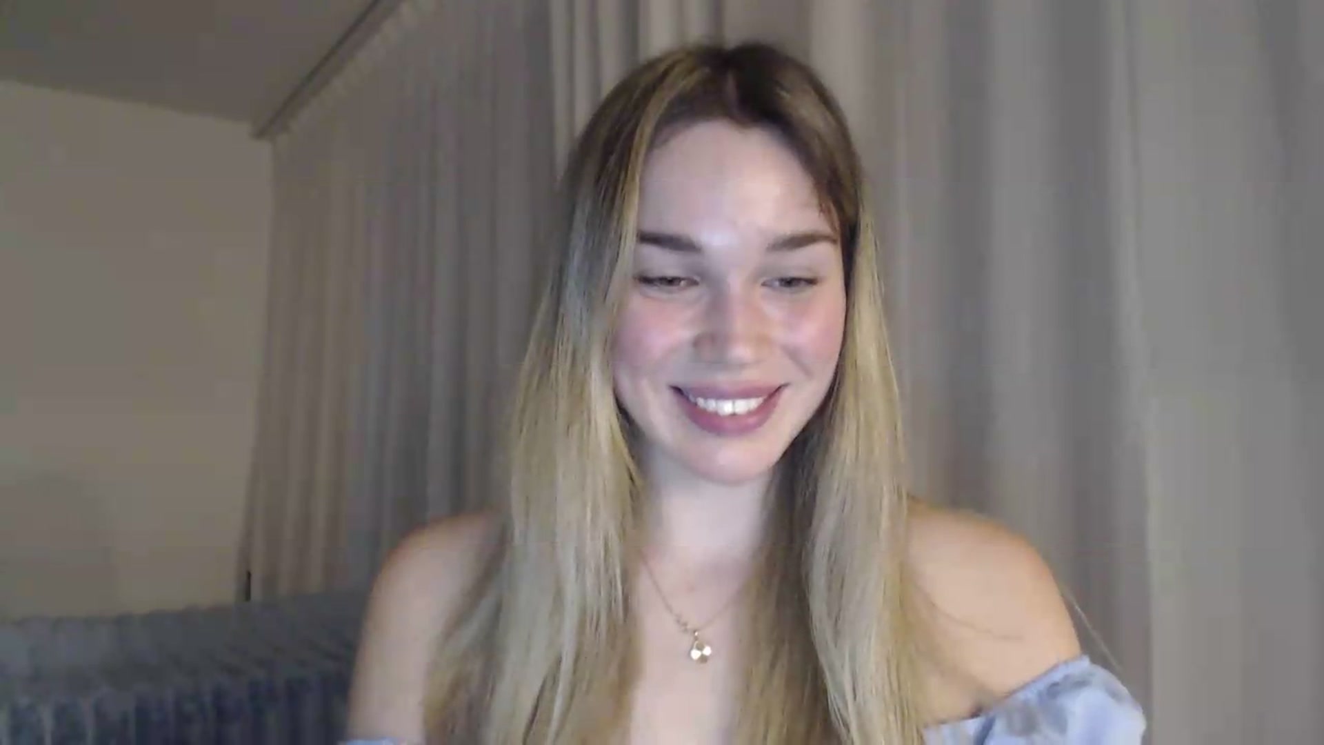 Gallery image thumbnail from Ooh_Cassie's myfreecams stream on, 06/07/2026, 19:52 image 2 of 20