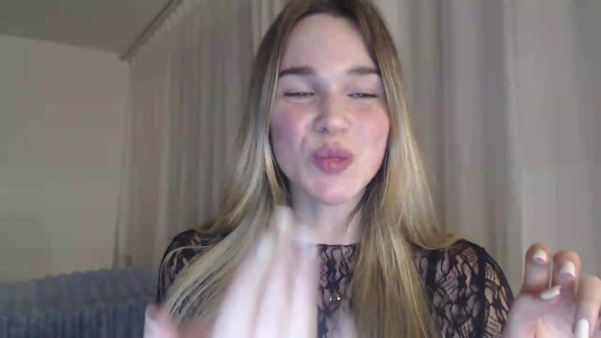Gallery image thumbnail from Ooh_Cassie's myfreecams stream on, 06/08/2026, 21:13 image 14 of 20