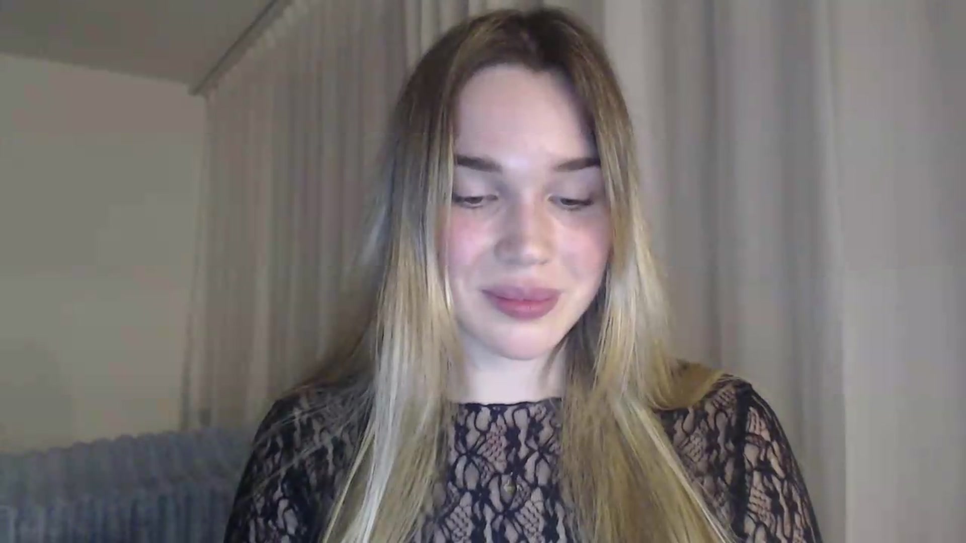 Gallery image thumbnail from Ooh_Cassie's myfreecams stream on, 06/08/2026, 21:13 image 18 of 20