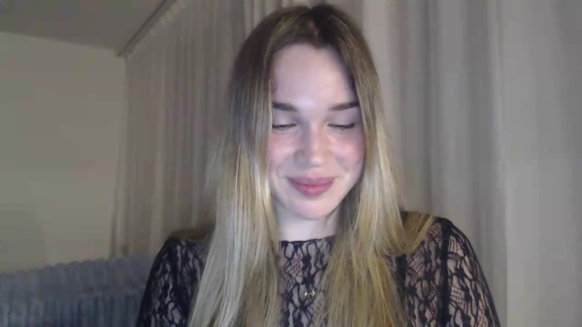 Gallery image thumbnail from Ooh_Cassie's myfreecams stream on, 06/08/2026, 21:13 image 15 of 20