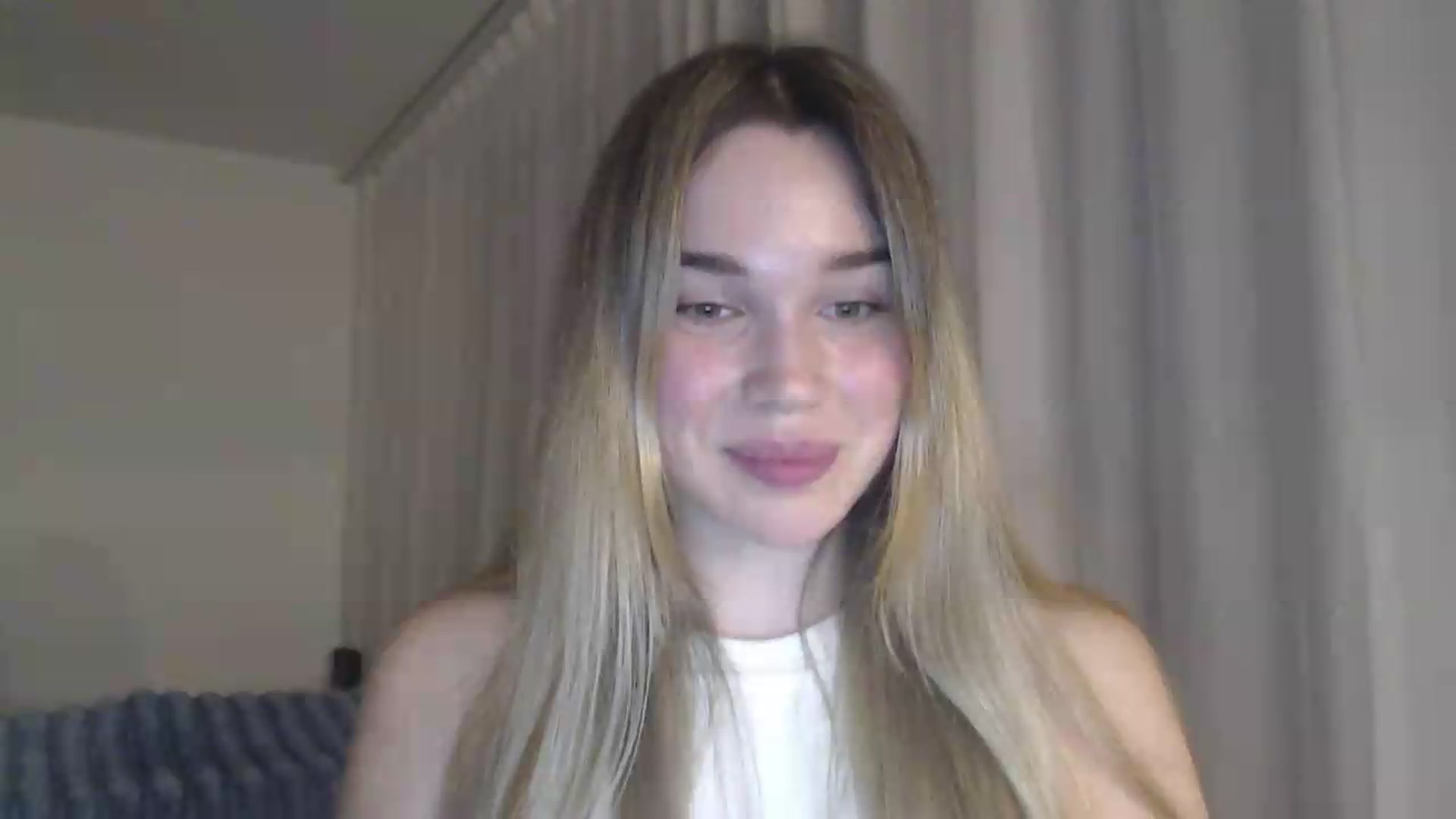 Gallery image thumbnail from Ooh_Cassie's myfreecams stream on, 06/09/2026, 21:02 image 12 of 20