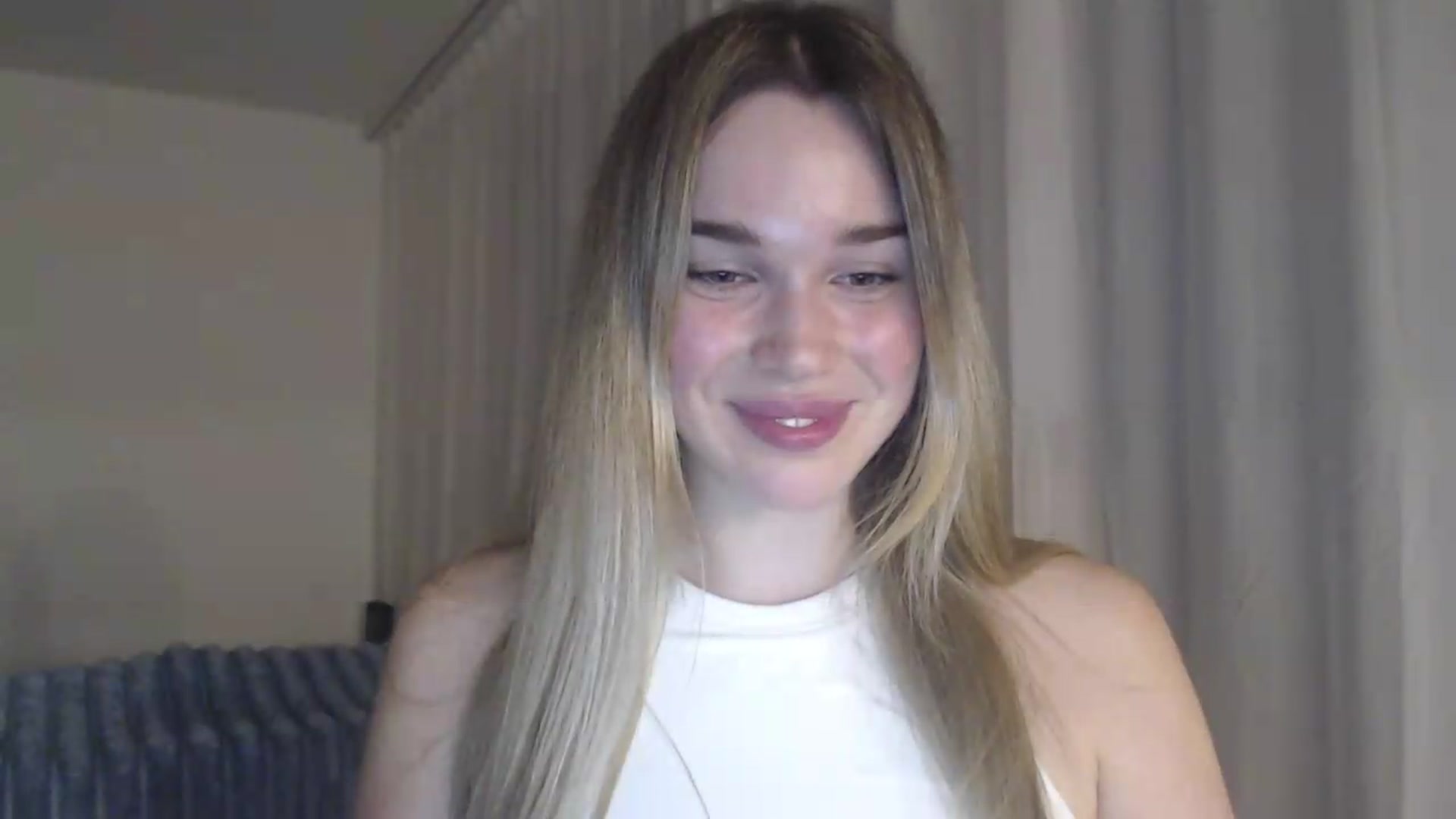 Gallery image thumbnail from Ooh_Cassie's myfreecams stream on, 06/09/2026, 21:02 image 20 of 20