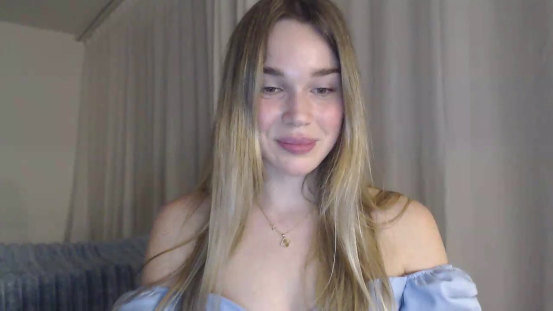 Gallery image thumbnail from Ooh_Cassie's myfreecams stream on, 06/11/2026, 22:35 image 13 of 20