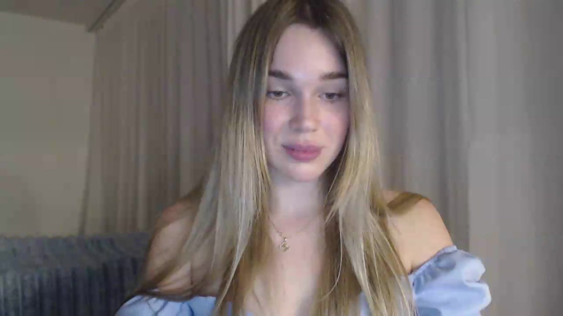 Gallery image thumbnail from Ooh_Cassie's myfreecams stream on, 06/11/2026, 22:35 image 7 of 20