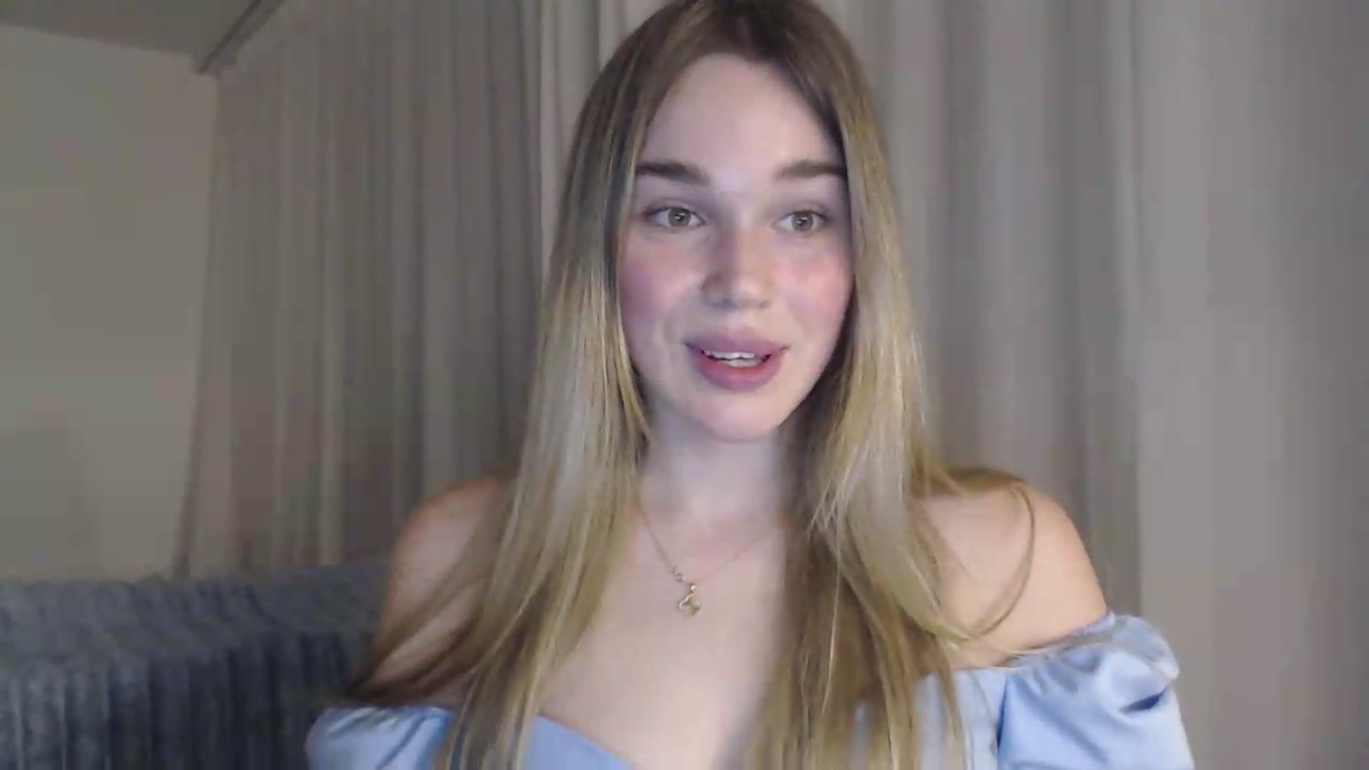 Gallery image thumbnail from Ooh_Cassie's myfreecams stream on, 06/11/2026, 22:35 image 4 of 20