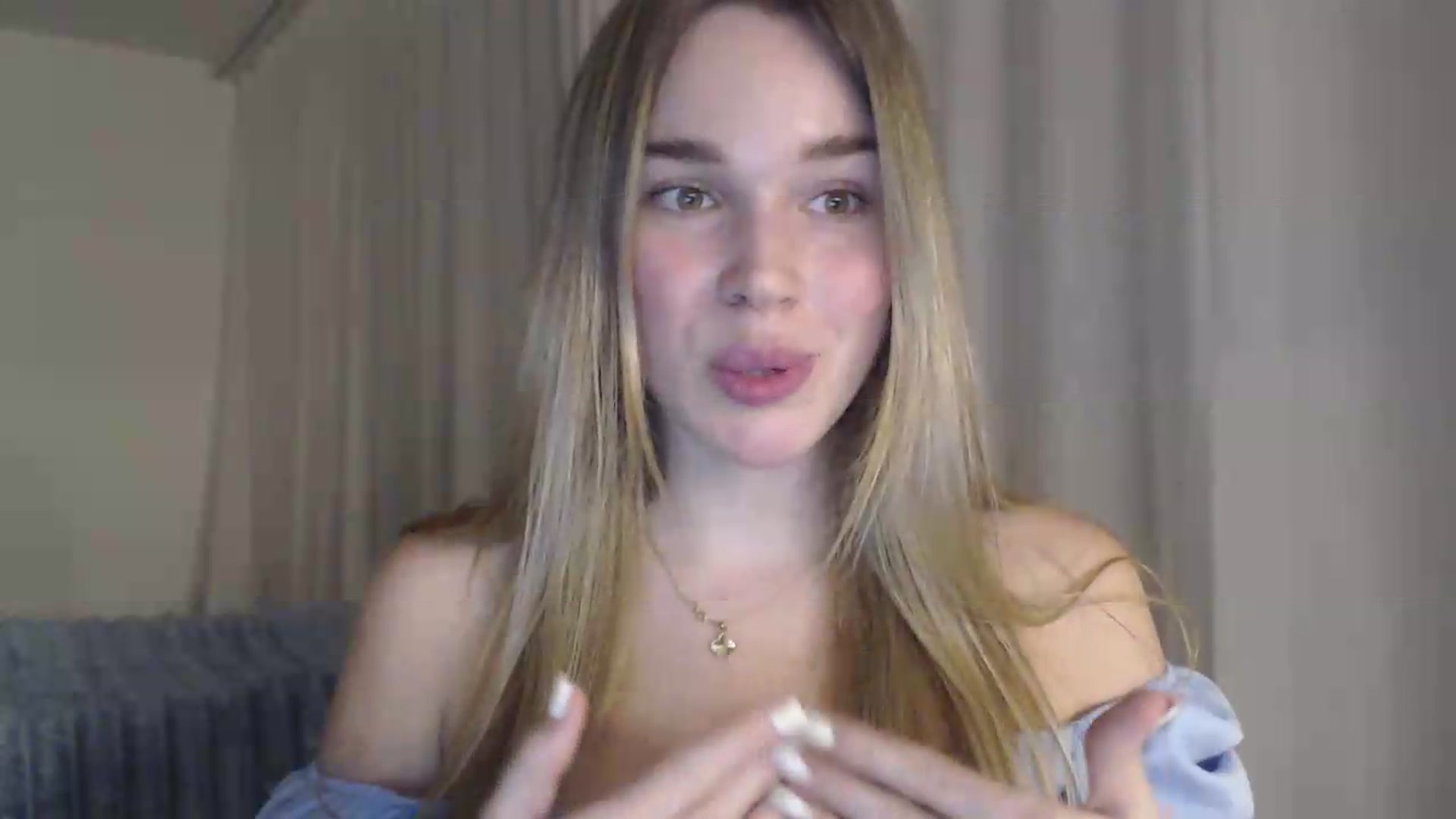 Gallery image thumbnail from Ooh_Cassie's myfreecams stream on, 06/11/2026, 22:35 image 5 of 20