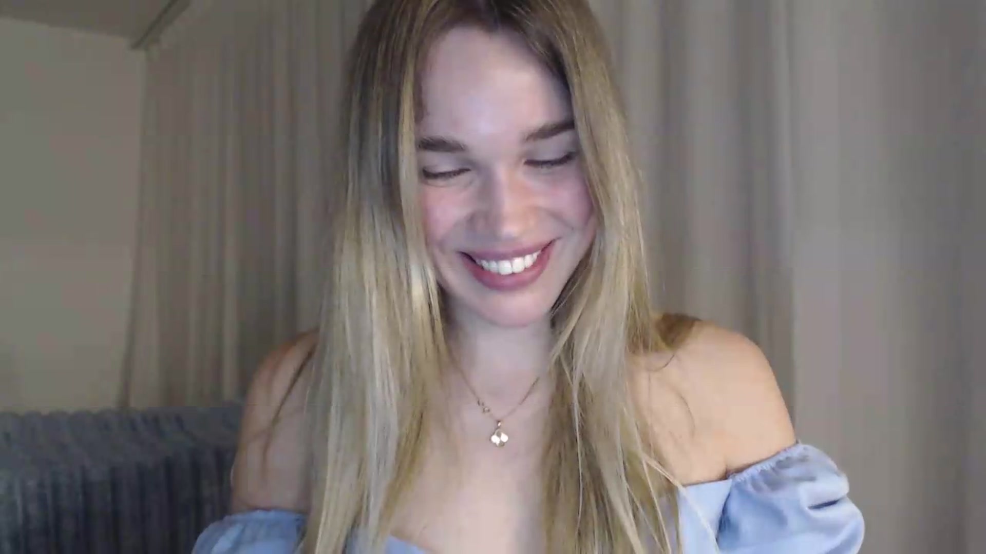 Gallery image thumbnail from Ooh_Cassie's myfreecams stream on, 06/11/2026, 22:35 image 16 of 20