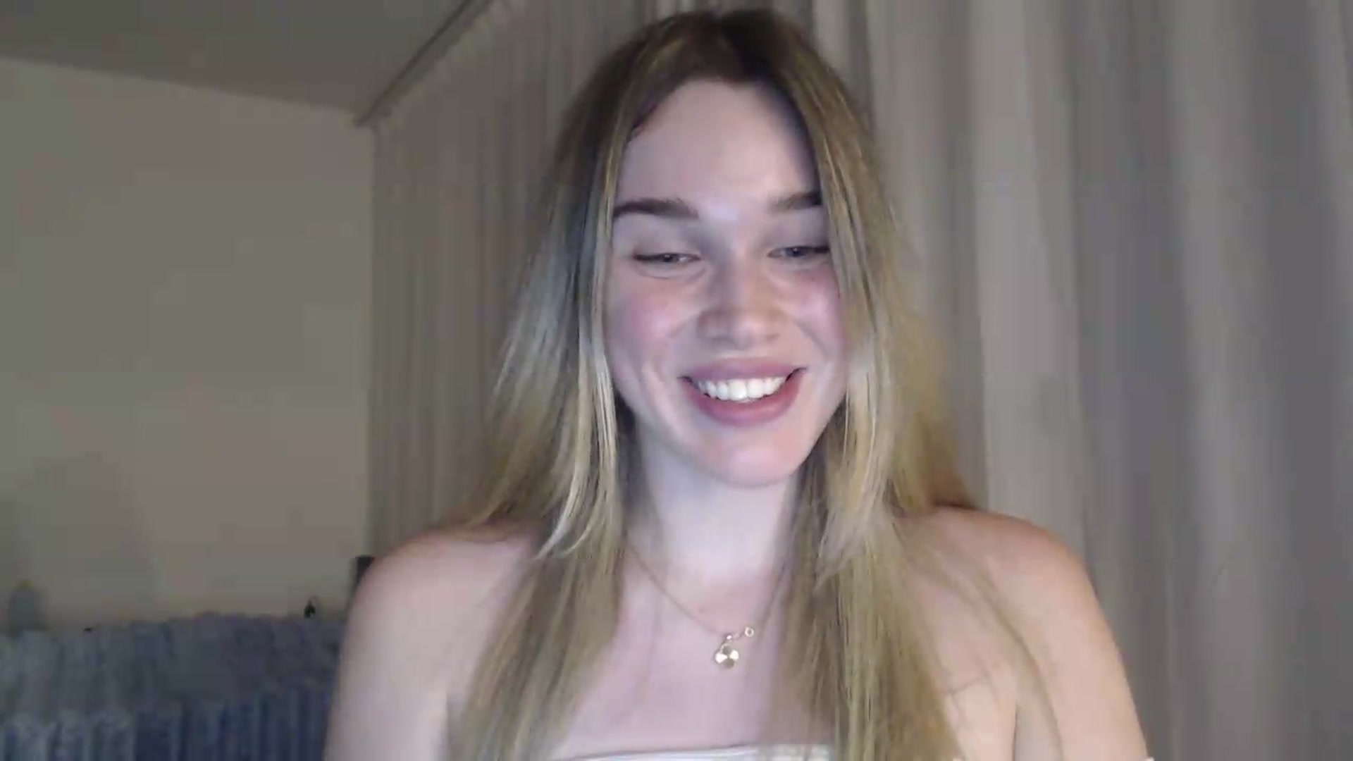 Gallery image thumbnail from Ooh_Cassie's myfreecams stream on, 06/13/2026, 21:59 image 7 of 20
