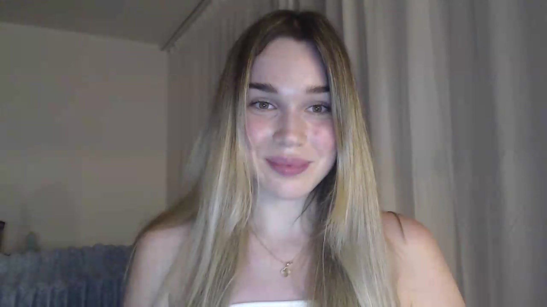 Gallery image thumbnail from Ooh_Cassie's myfreecams stream on, 06/13/2026, 21:59 image 19 of 20