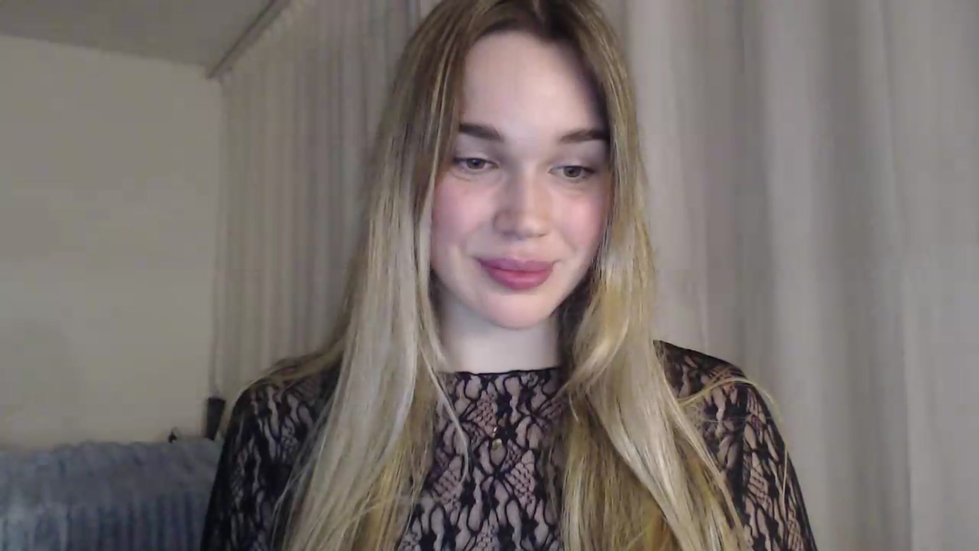 Gallery image thumbnail from Ooh_Cassie's myfreecams stream on, 06/14/2026, 20:03 image 18 of 20