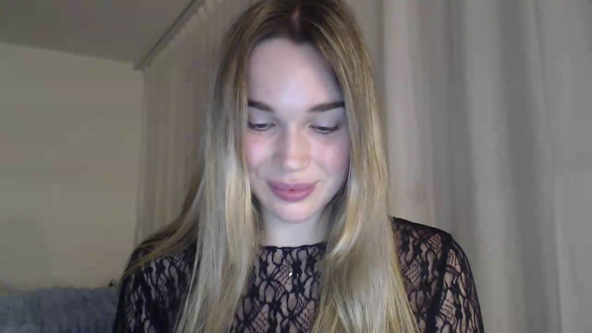 Gallery image thumbnail from Ooh_Cassie's myfreecams stream on, 06/14/2026, 20:03 image 7 of 20