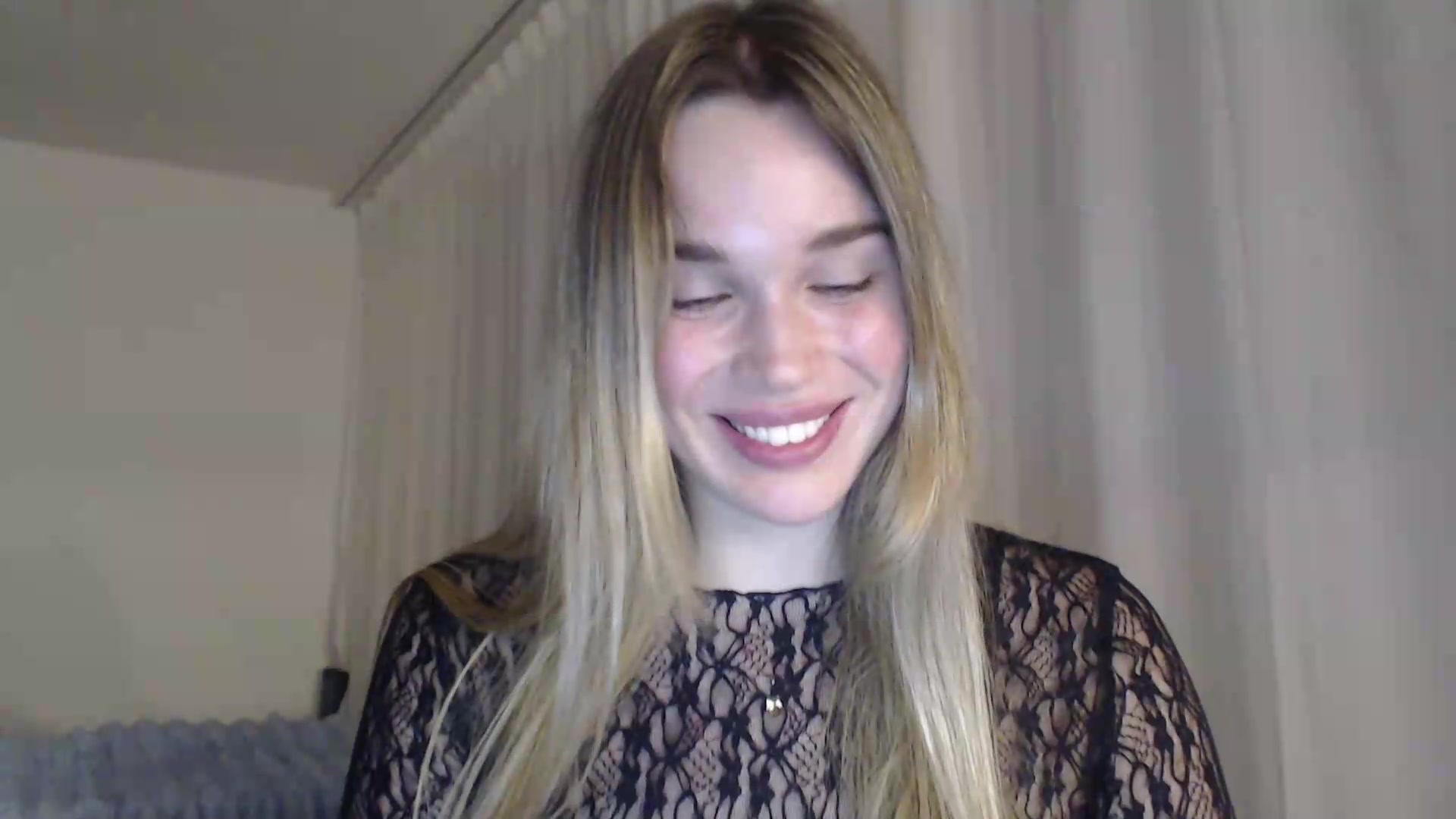 Gallery image thumbnail from Ooh_Cassie's myfreecams stream on, 06/14/2026, 21:45 image 16 of 20