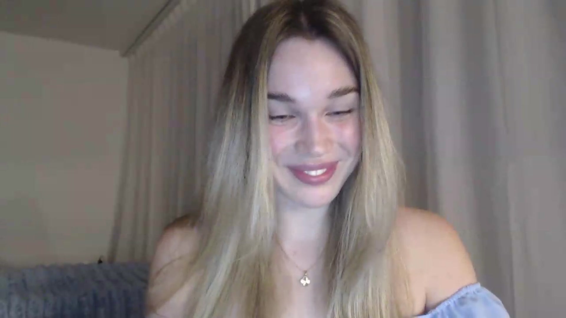 Gallery image thumbnail from Ooh_Cassie's myfreecams stream on, 06/15/2026, 20:07 image 16 of 20