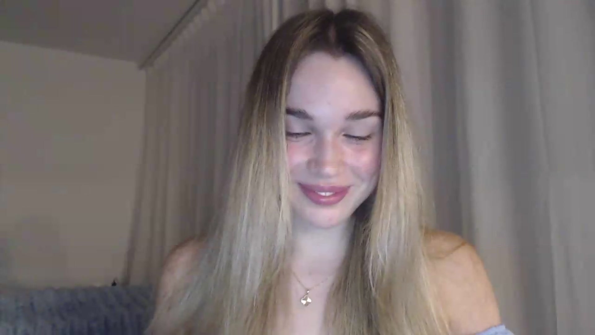 Gallery image thumbnail from Ooh_Cassie's myfreecams stream on, 06/15/2026, 20:07 image 6 of 20