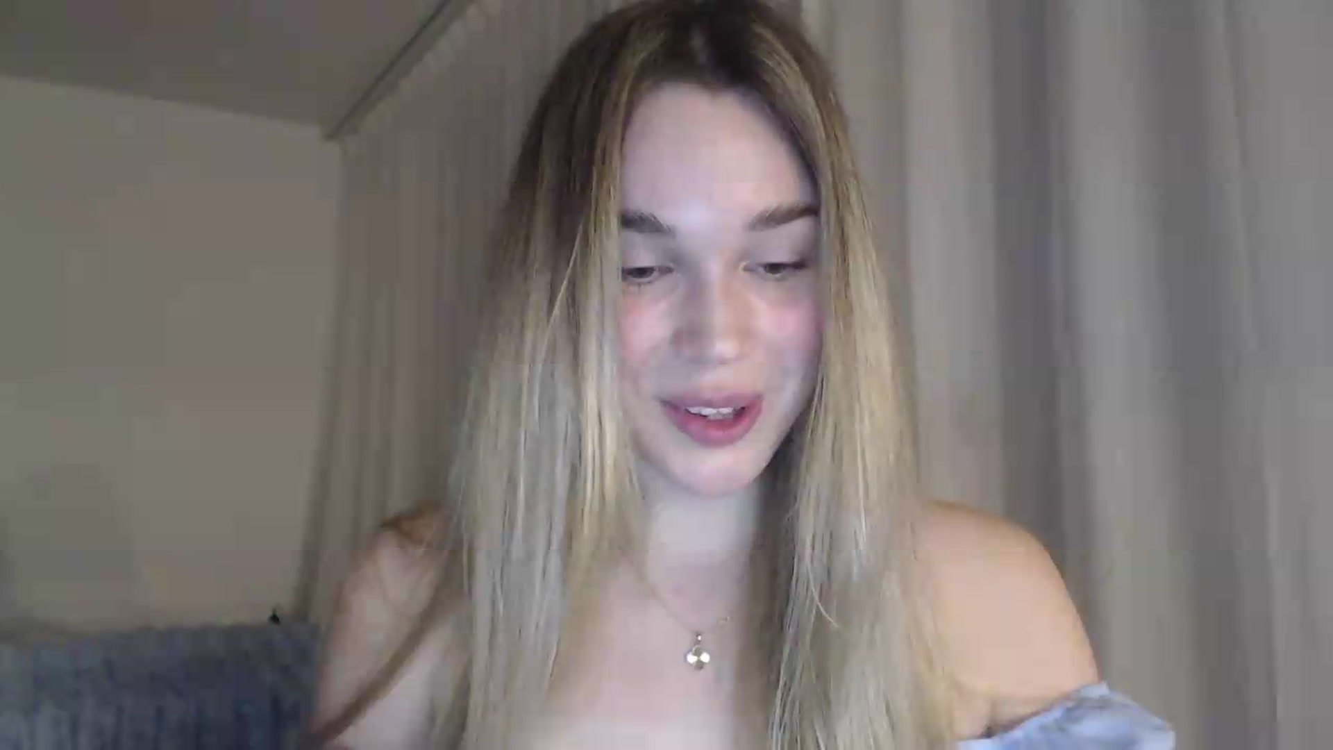 Gallery image thumbnail from Ooh_Cassie's myfreecams stream on, 06/15/2026, 22:07 image 8 of 20