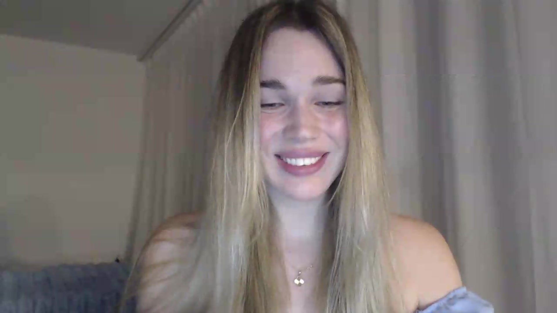 Gallery image thumbnail from Ooh_Cassie's myfreecams stream on, 06/15/2026, 22:07 image 9 of 20