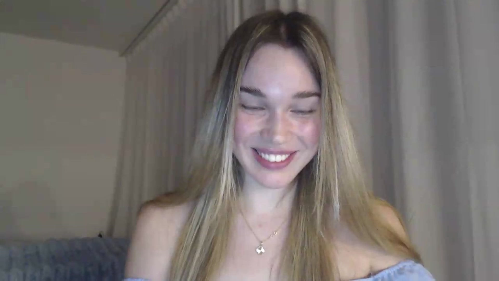 Gallery image thumbnail from Ooh_Cassie's myfreecams stream on, 06/15/2026, 22:07 image 17 of 20
