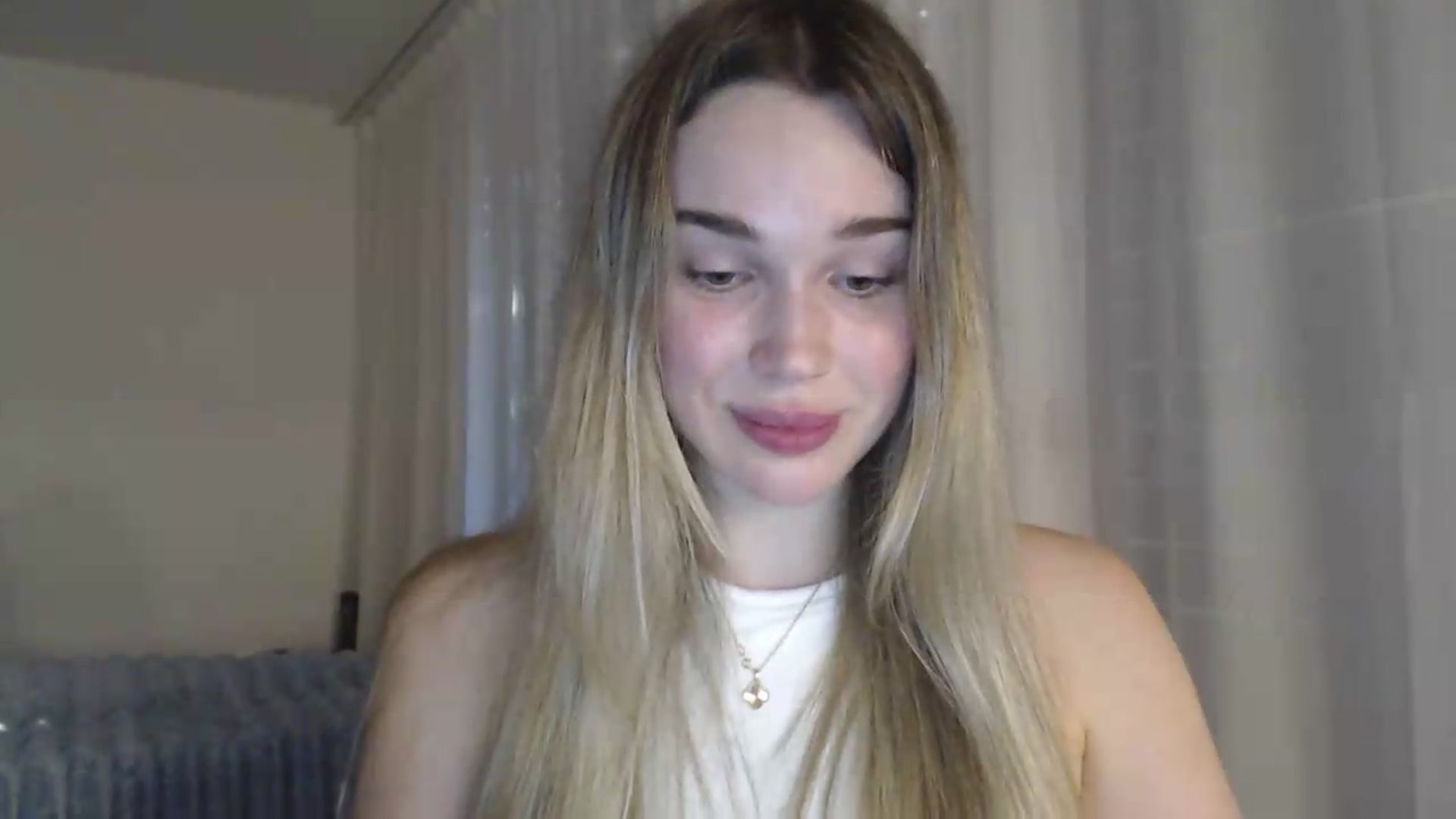 Gallery image thumbnail from Ooh_Cassie's myfreecams stream on, 06/23/2026, 18:18 image 19 of 20