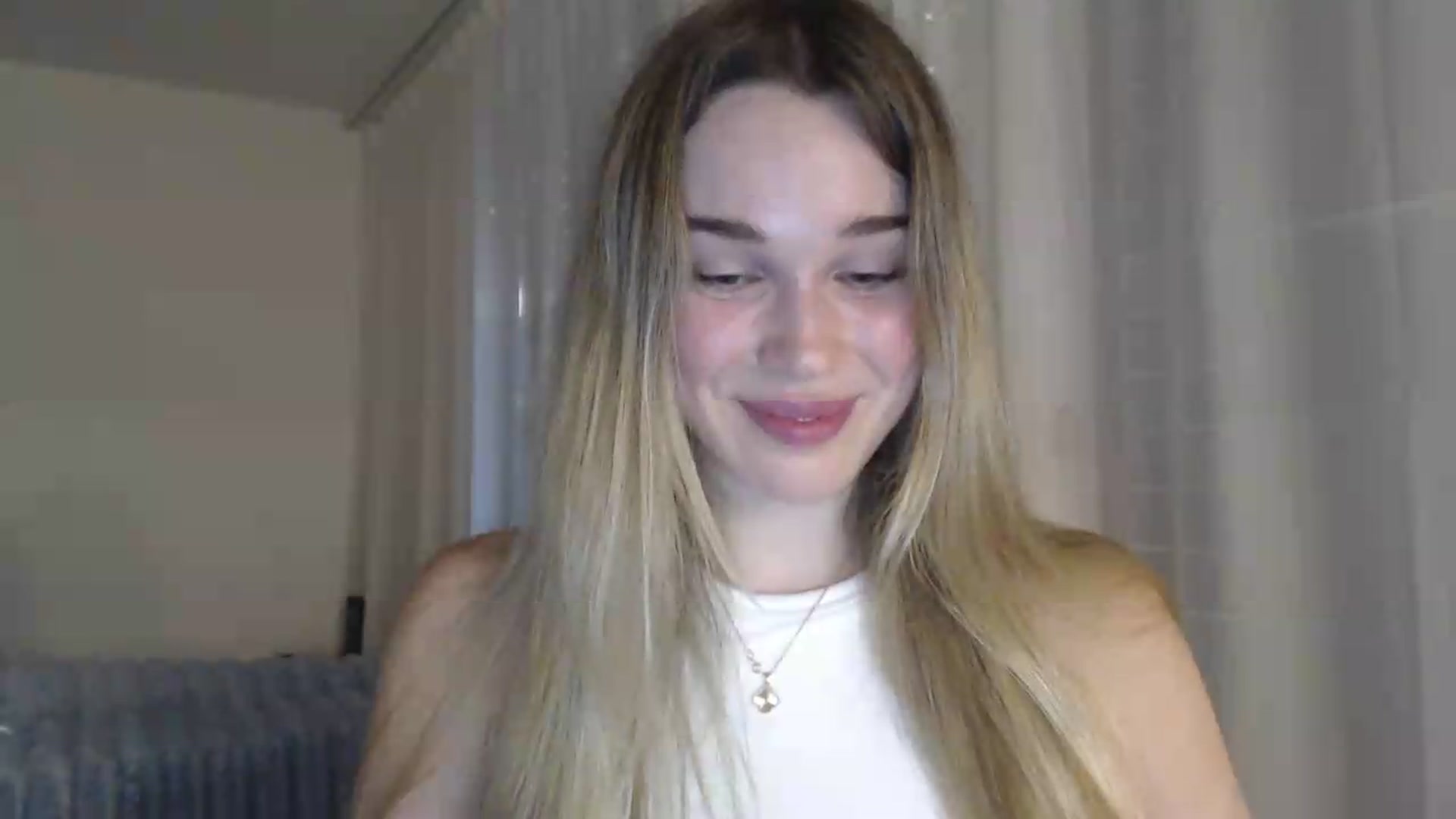 Gallery image thumbnail from Ooh_Cassie's myfreecams stream on, 06/23/2026, 18:18 image 20 of 20