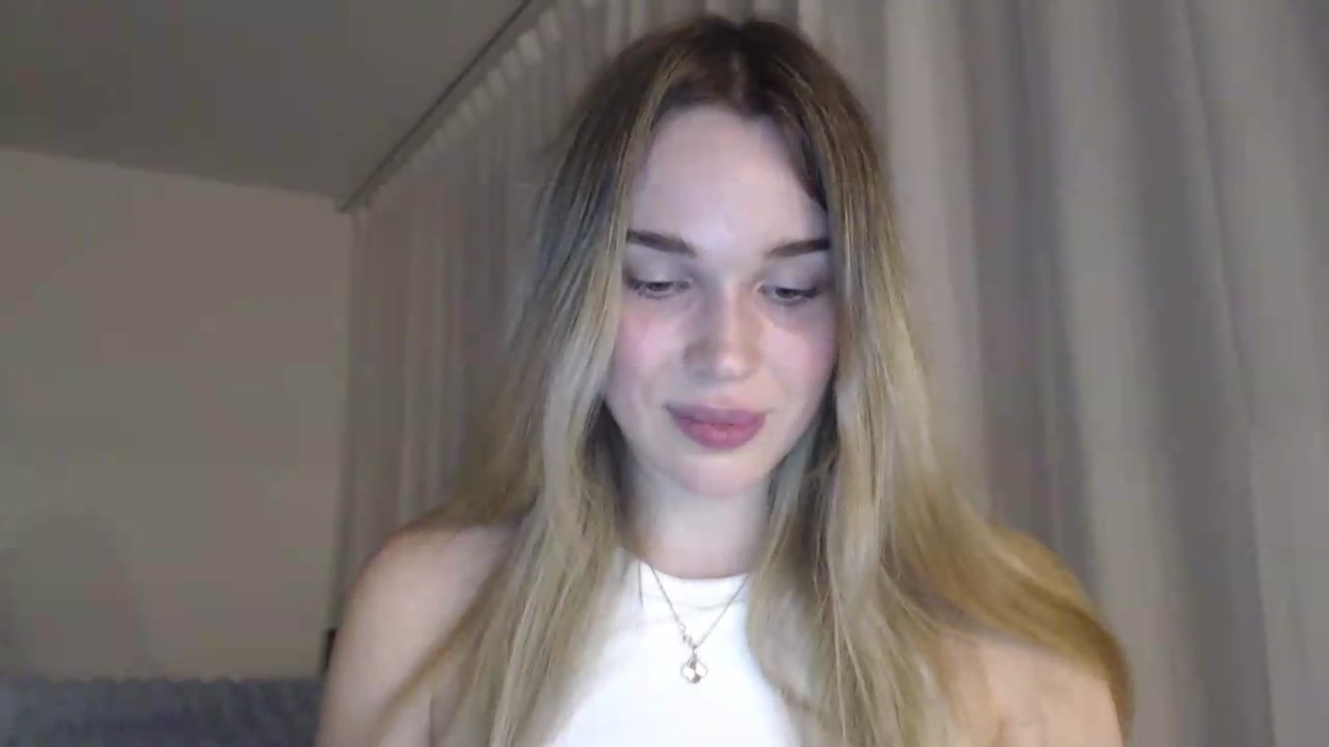 Gallery image thumbnail from Ooh_Cassie's myfreecams stream on, 06/23/2026, 19:34 image 5 of 20