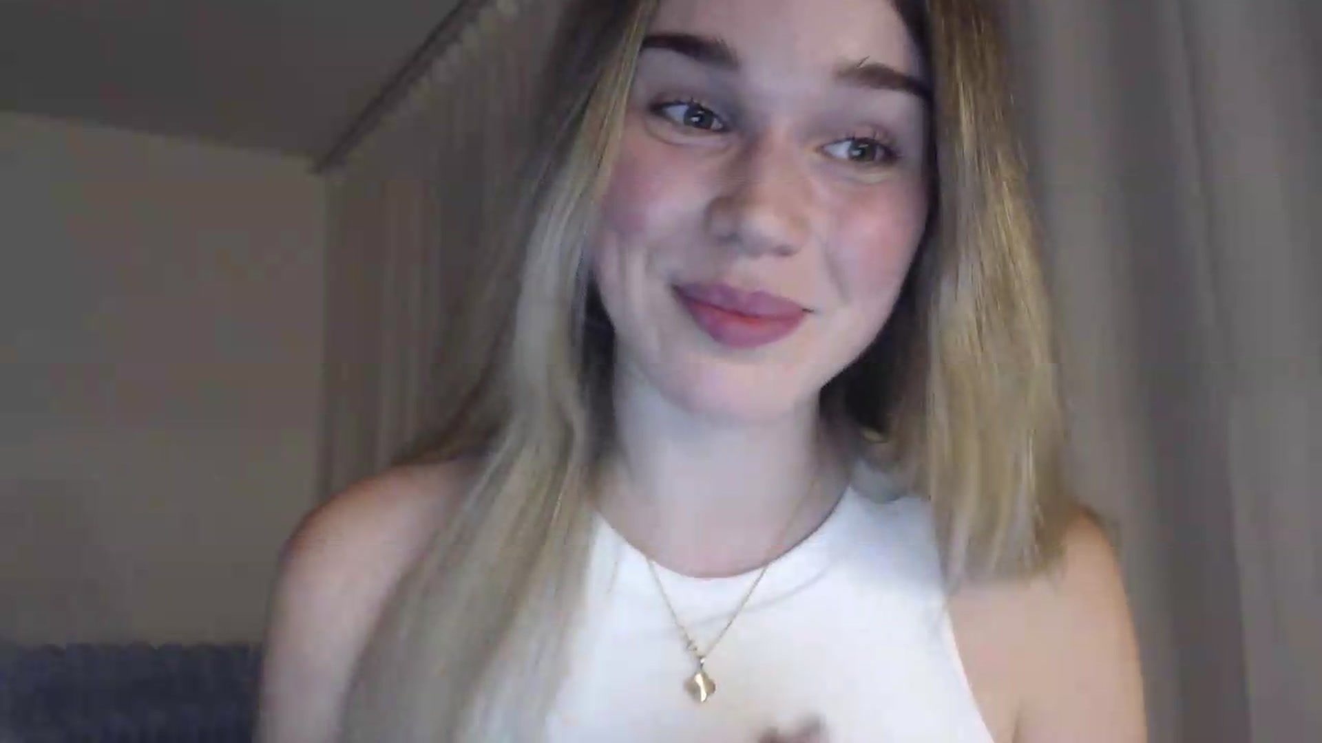 Gallery image thumbnail from Ooh_Cassie's myfreecams stream on, 06/23/2026, 19:34 image 3 of 20