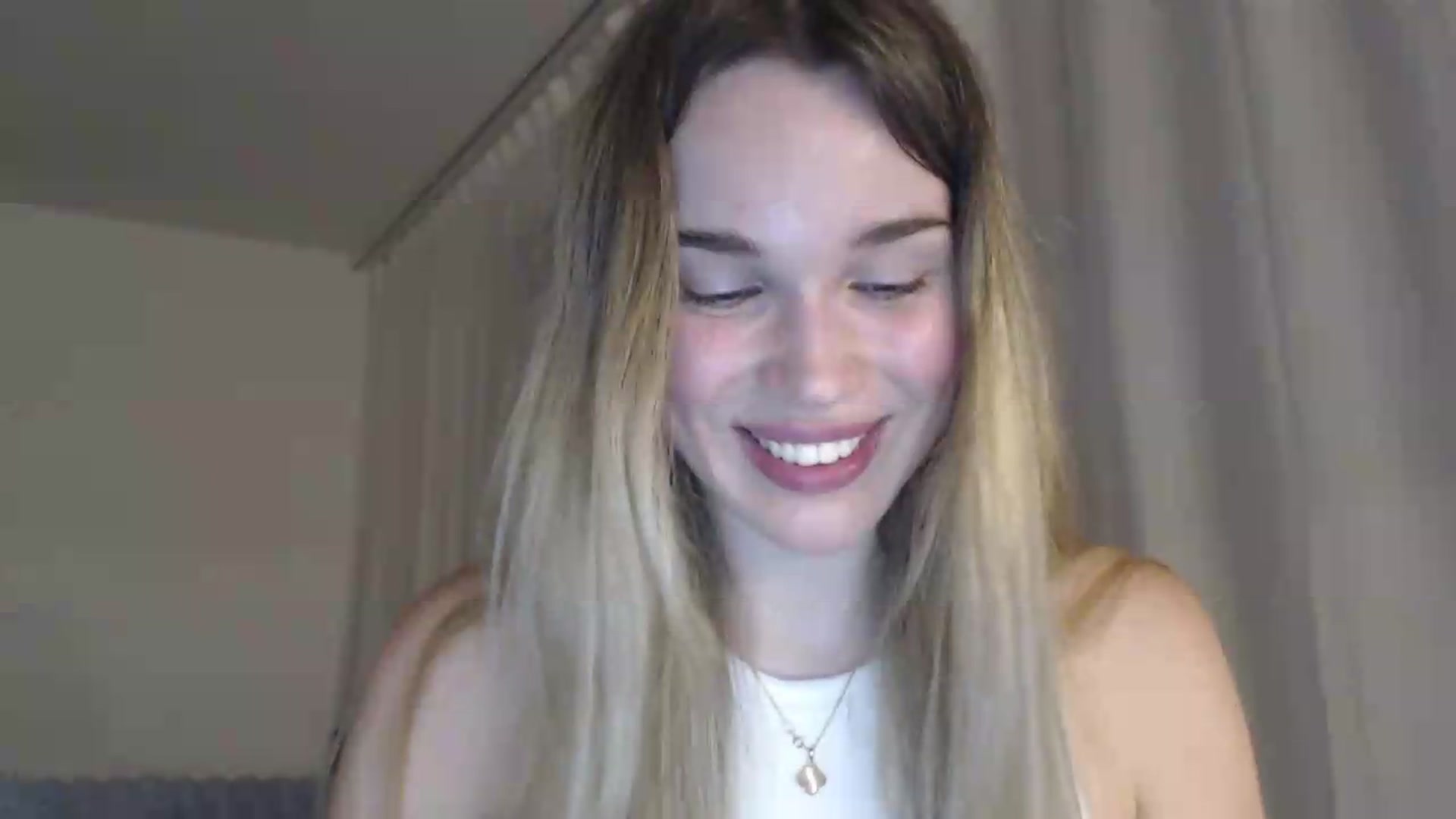 Gallery image thumbnail from Ooh_Cassie's myfreecams stream on, 06/23/2026, 20:16 image 15 of 20