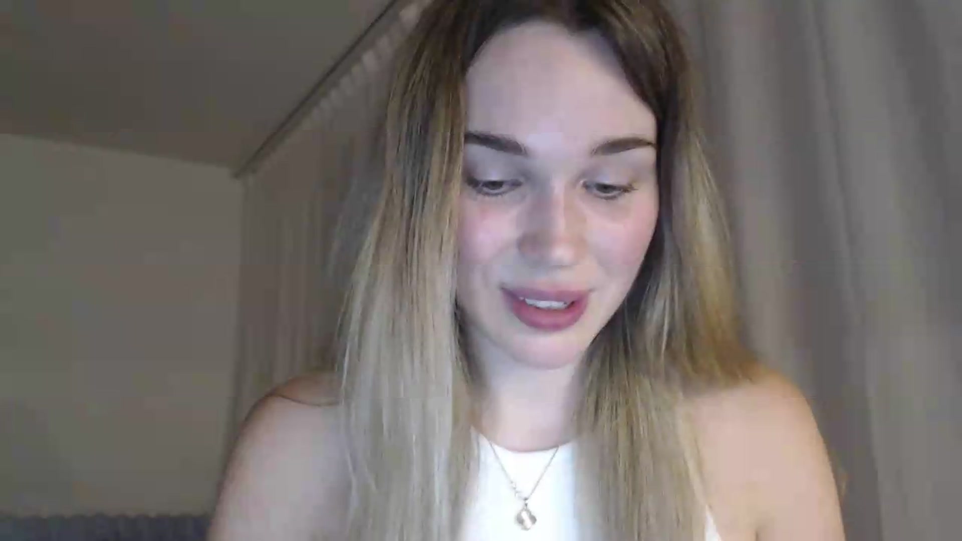 Gallery image thumbnail from Ooh_Cassie's myfreecams stream on, 06/23/2026, 20:16 image 10 of 20