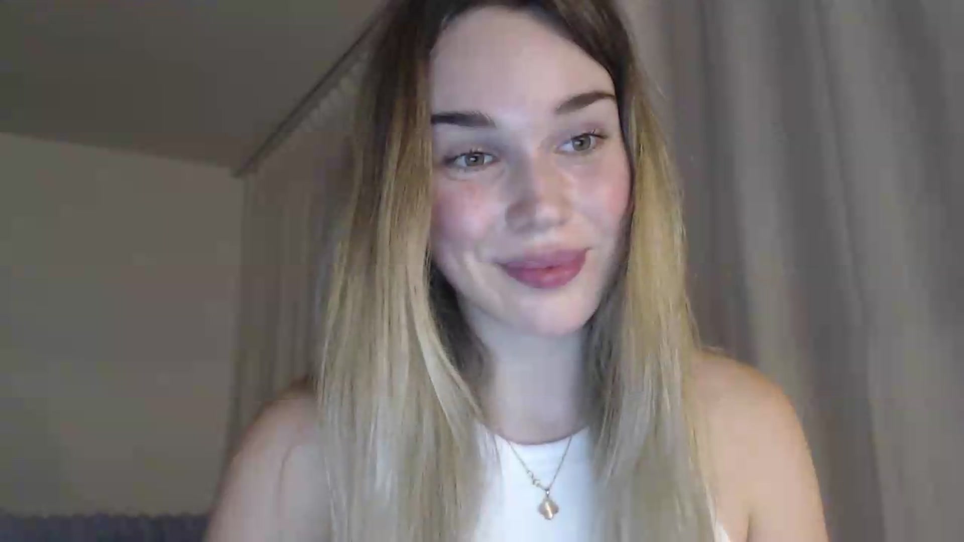 Gallery image thumbnail from Ooh_Cassie's myfreecams stream on, 06/23/2026, 20:16 image 6 of 20