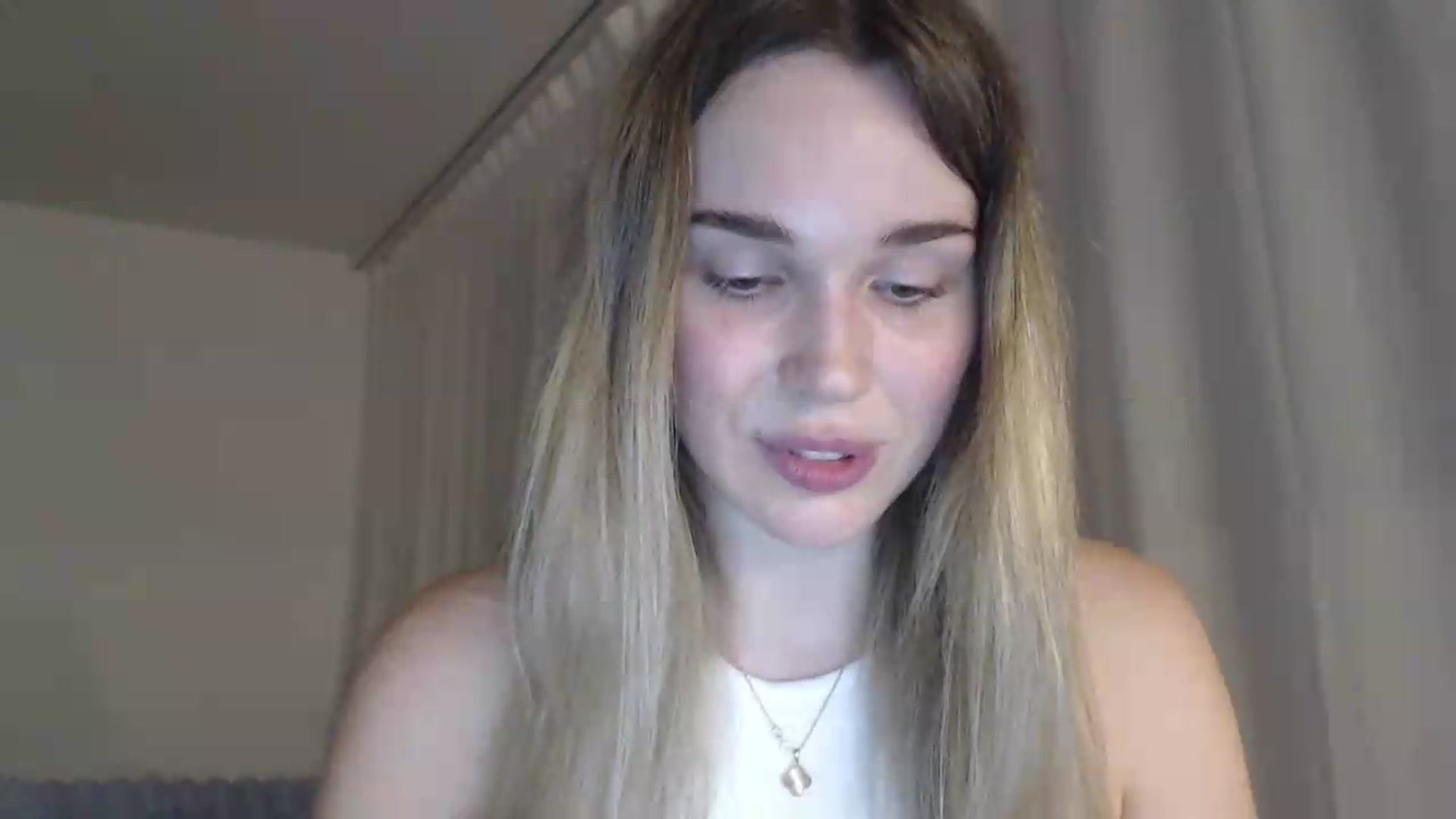 Gallery image thumbnail from Ooh_Cassie's myfreecams stream on, 06/23/2026, 20:16 image 16 of 20