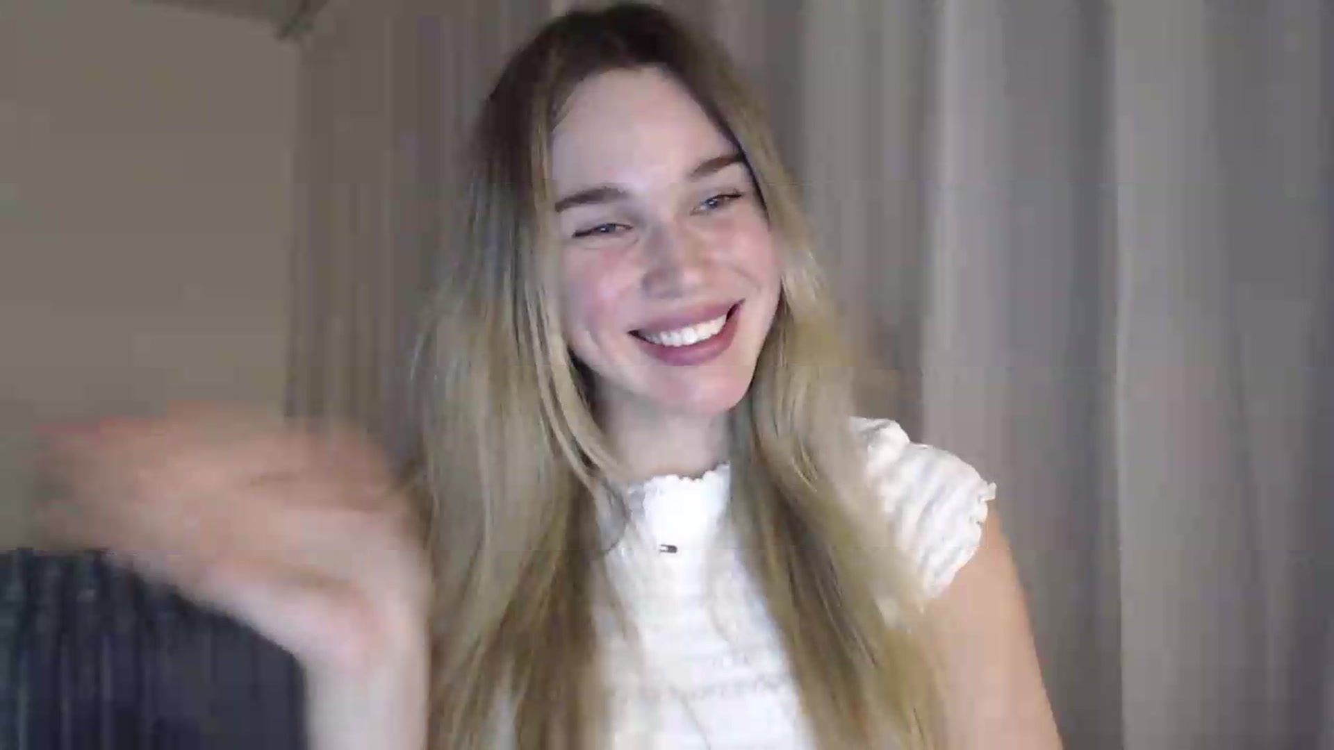 Gallery image thumbnail from Ooh_Cassie's myfreecams stream on, 06/24/2026, 19:27 image 9 of 20
