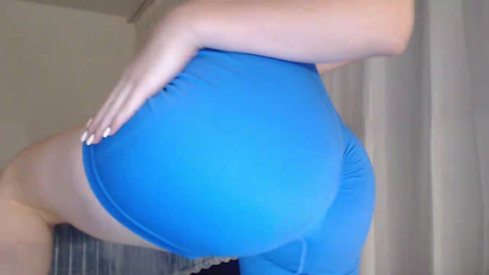 Gallery image thumbnail from Ooh_Cassie's myfreecams stream on, 06/24/2026, 19:27 image 2 of 20